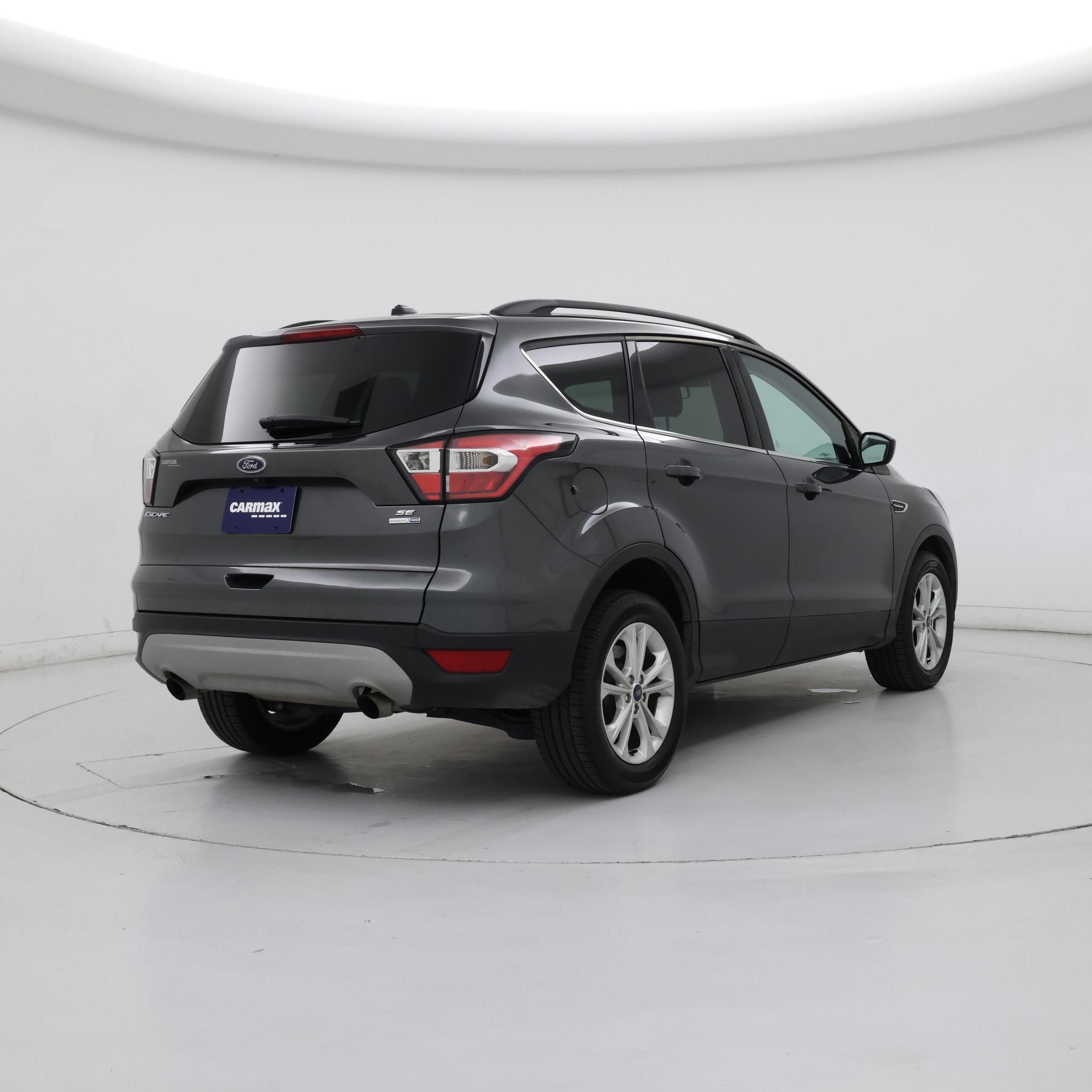 Thumbnail: 2017 Ford Escape - 8