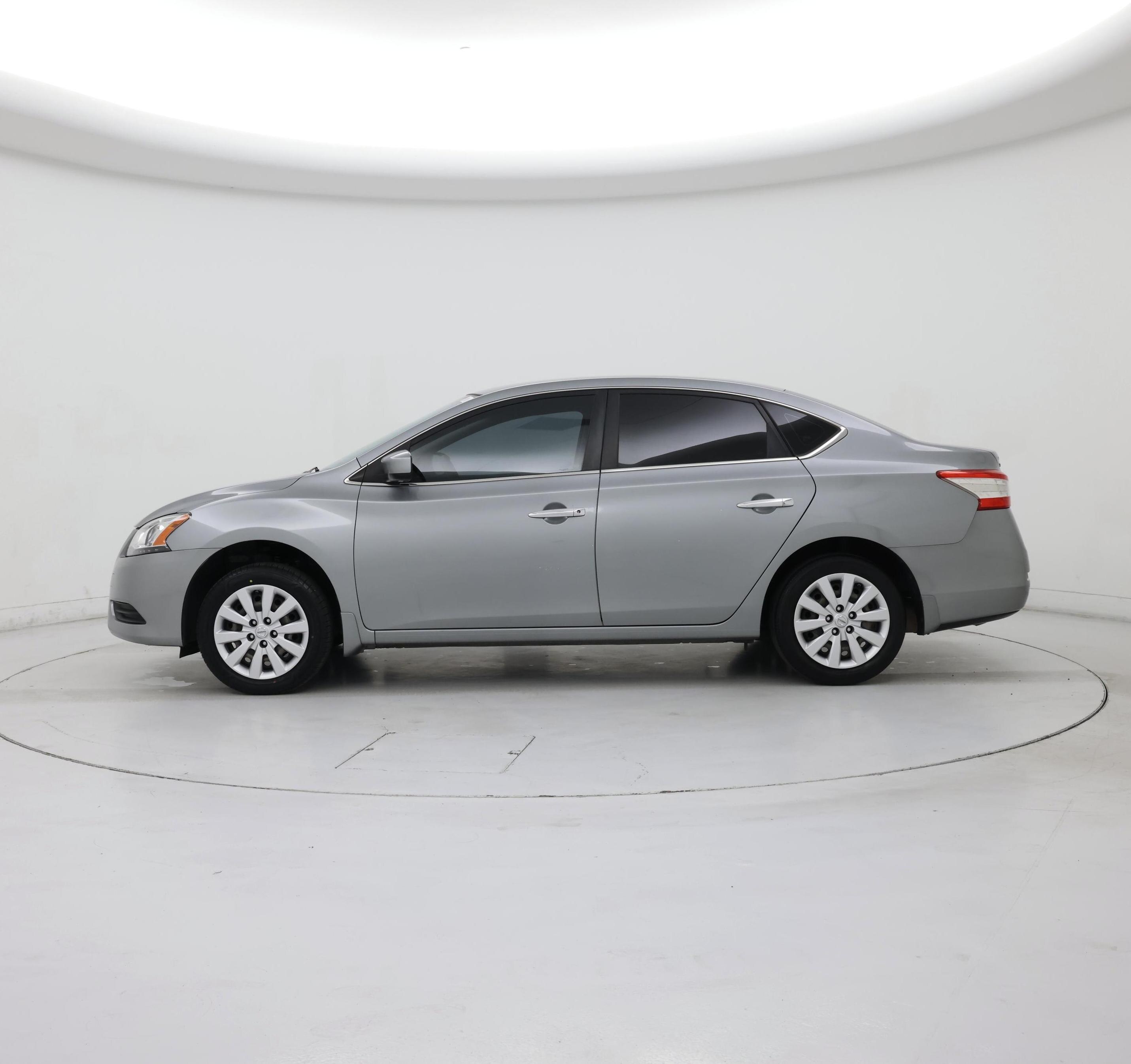 Thumbnail: 2014 Nissan Sentra - 3