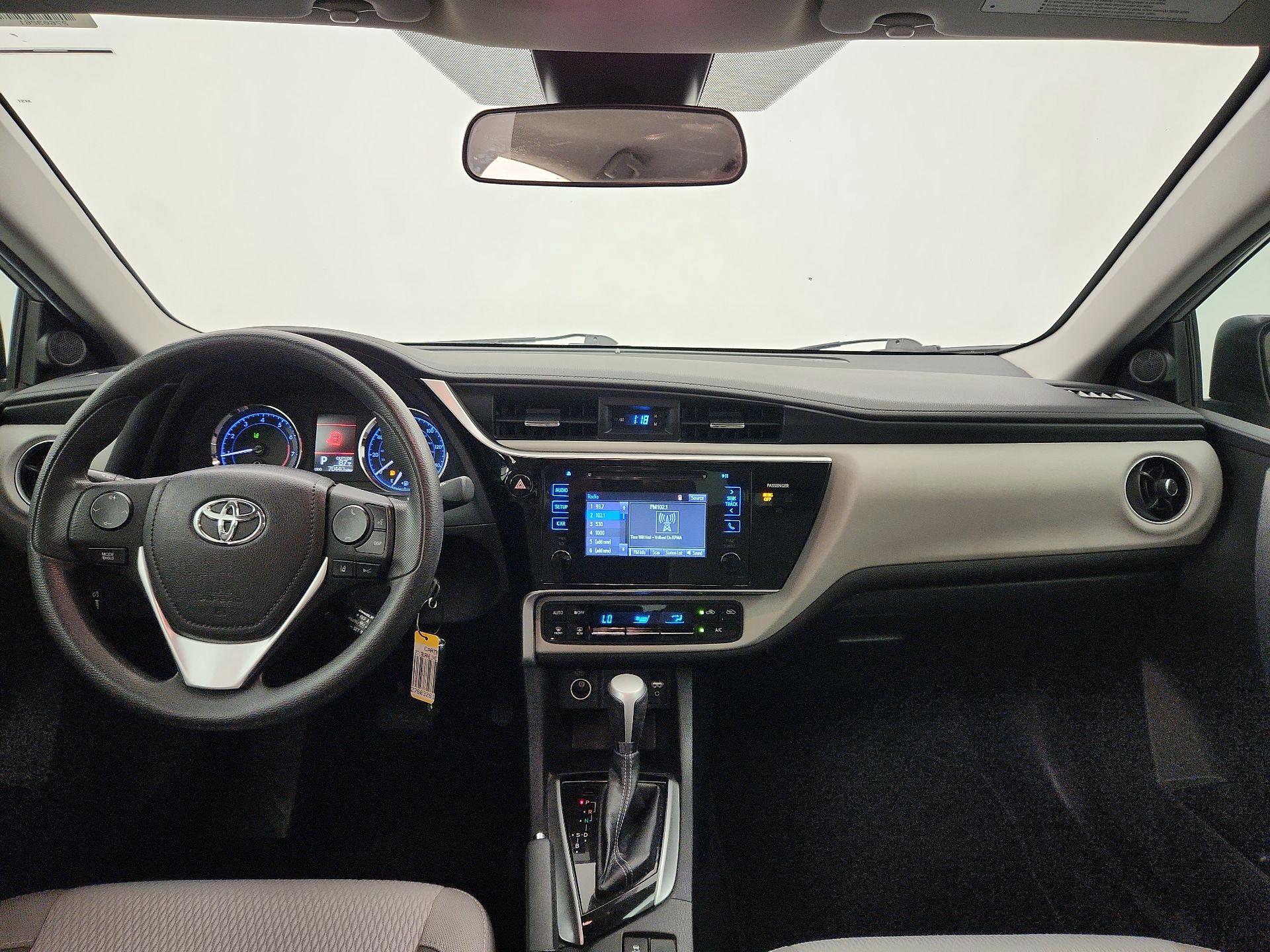 Thumbnail: 2017 Toyota Corolla - 9