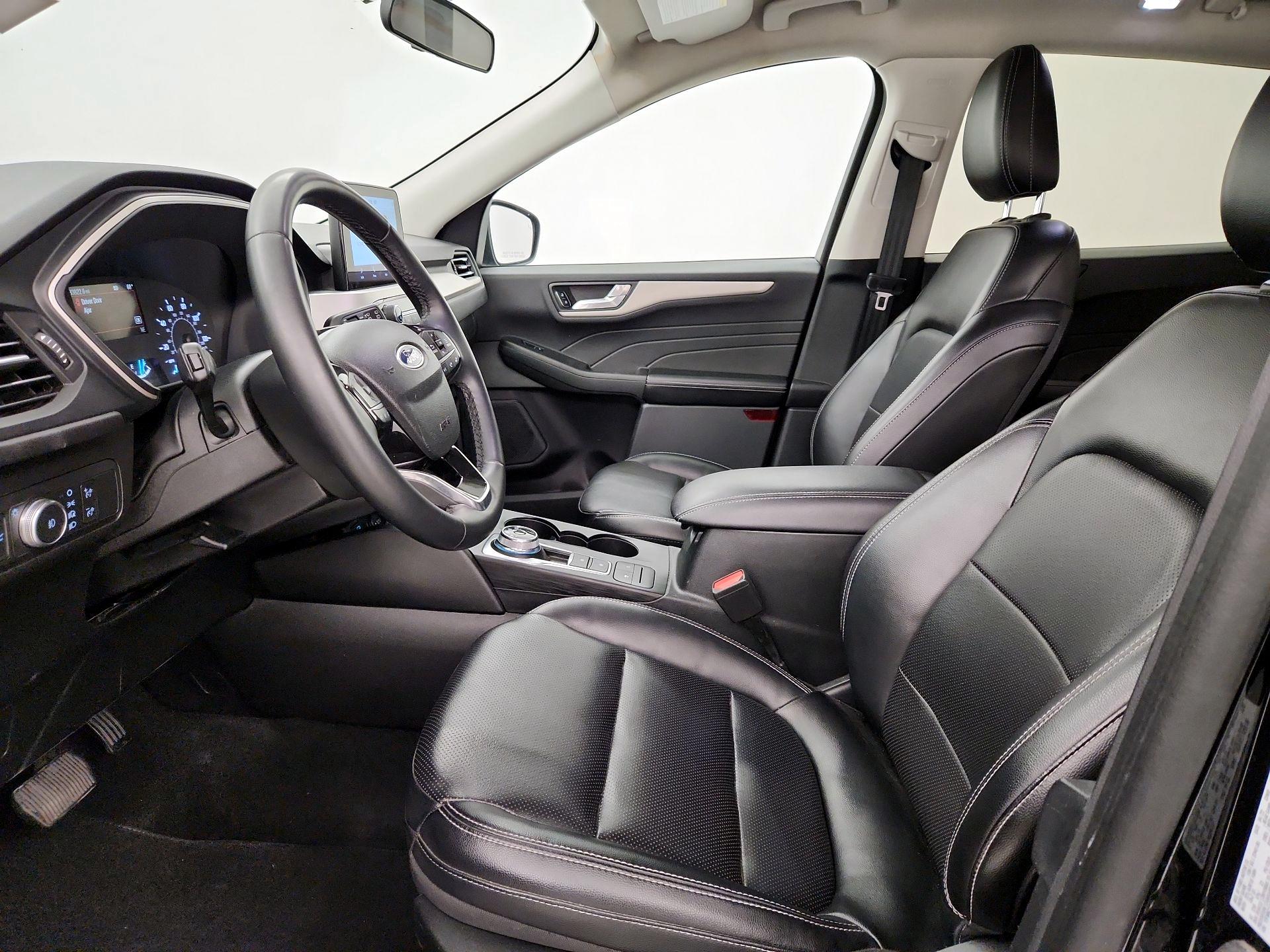 Thumbnail: 2022 Ford Escape - 11