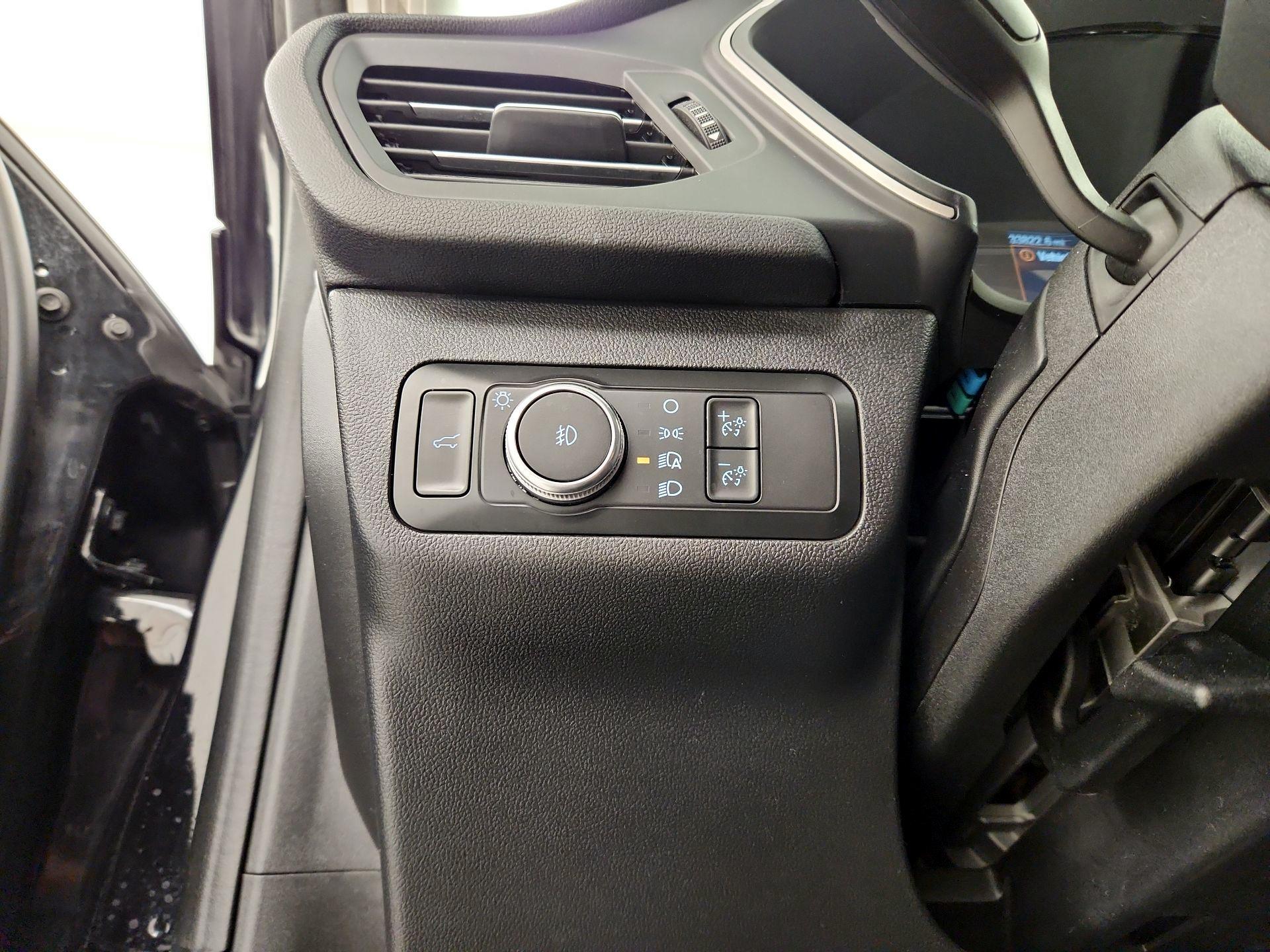 Thumbnail: 2022 Ford Escape - 13