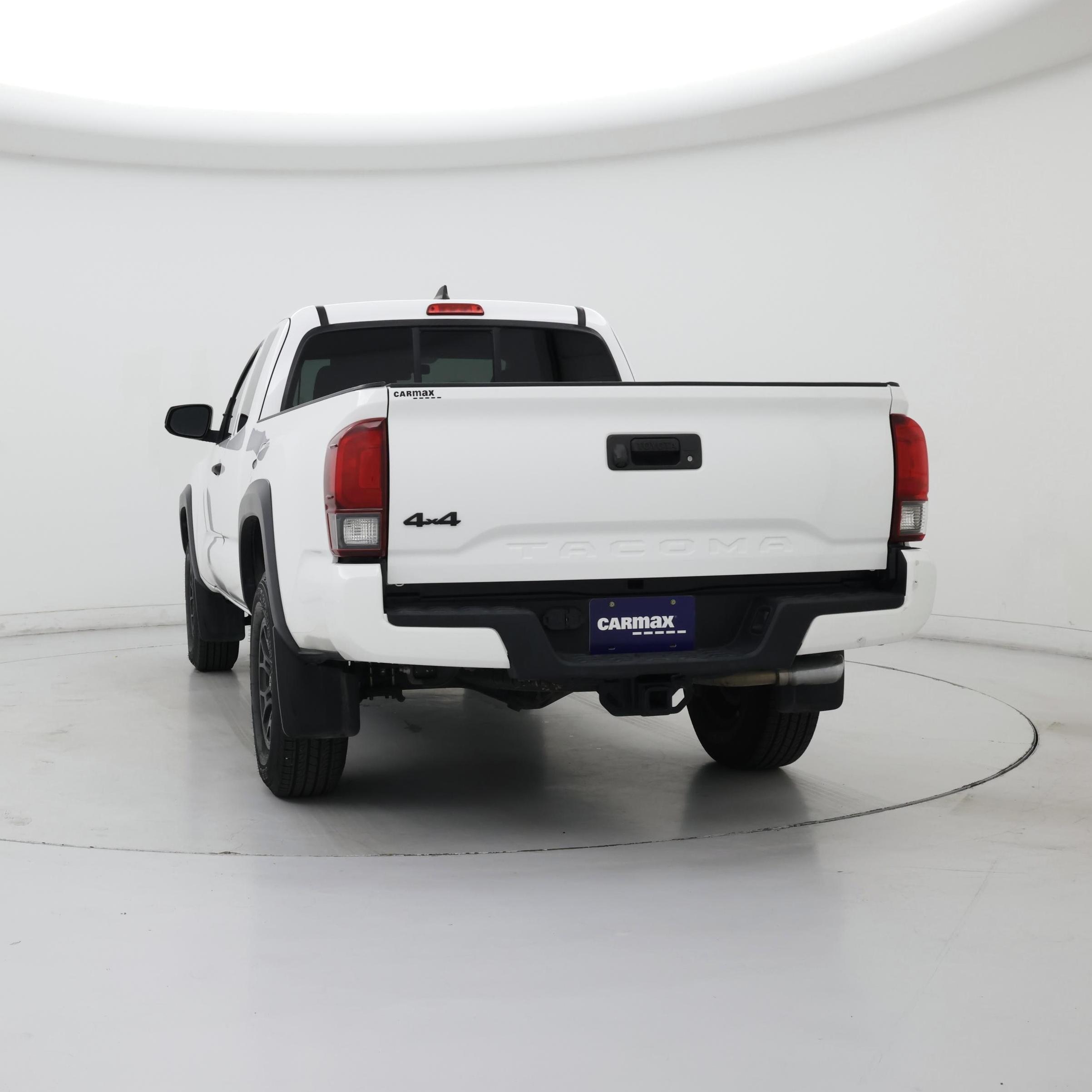 Thumbnail: 2019 Toyota Tacoma - 6