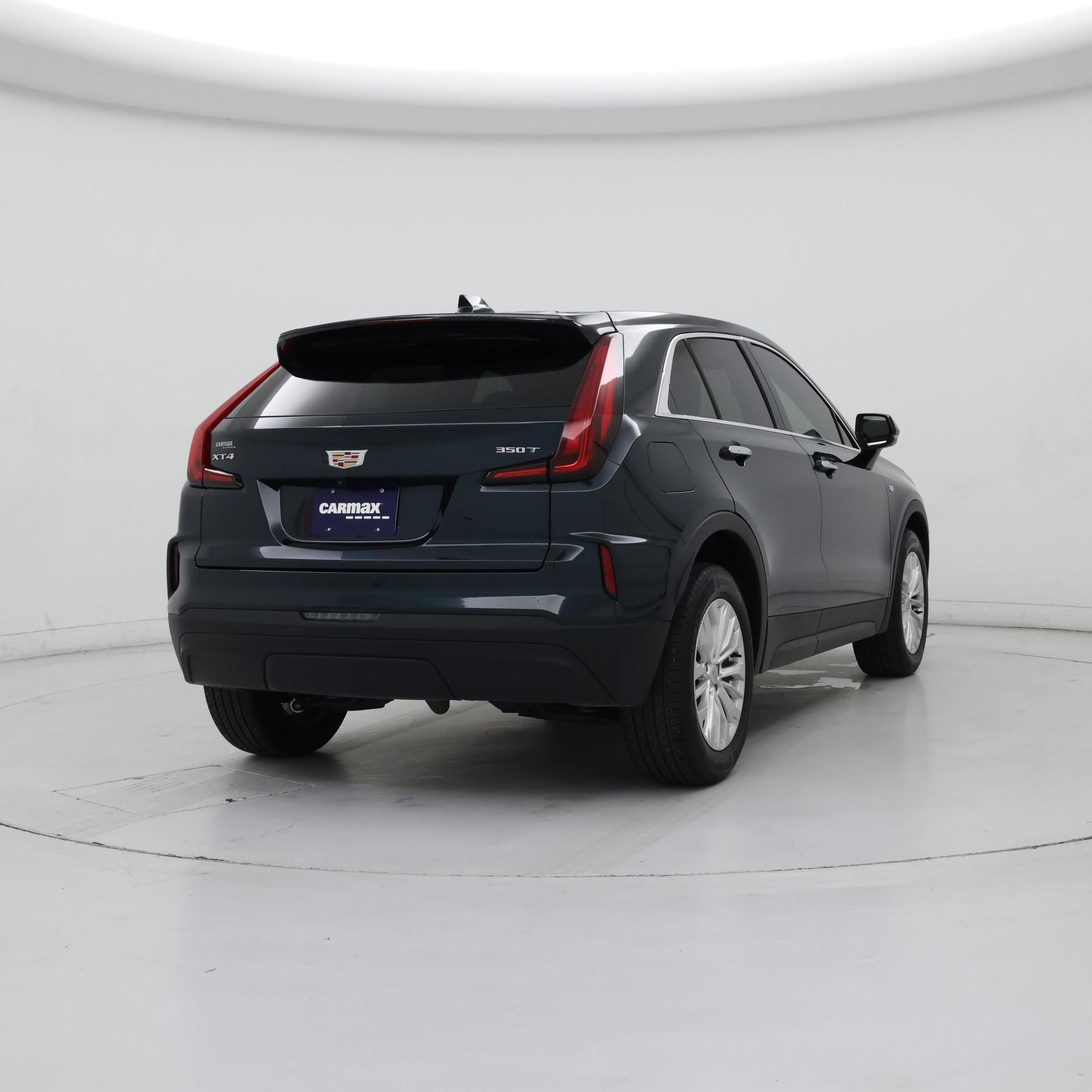 Thumbnail: 2024 Cadillac XT4 - 8