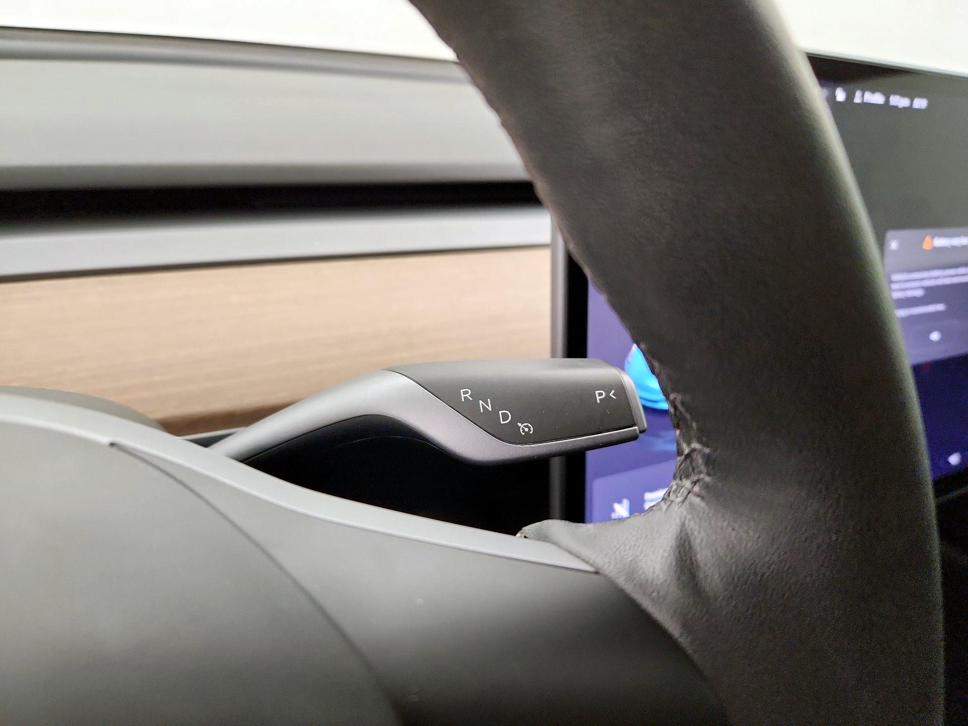 Thumbnail: 2023 Tesla Model 3 - 16