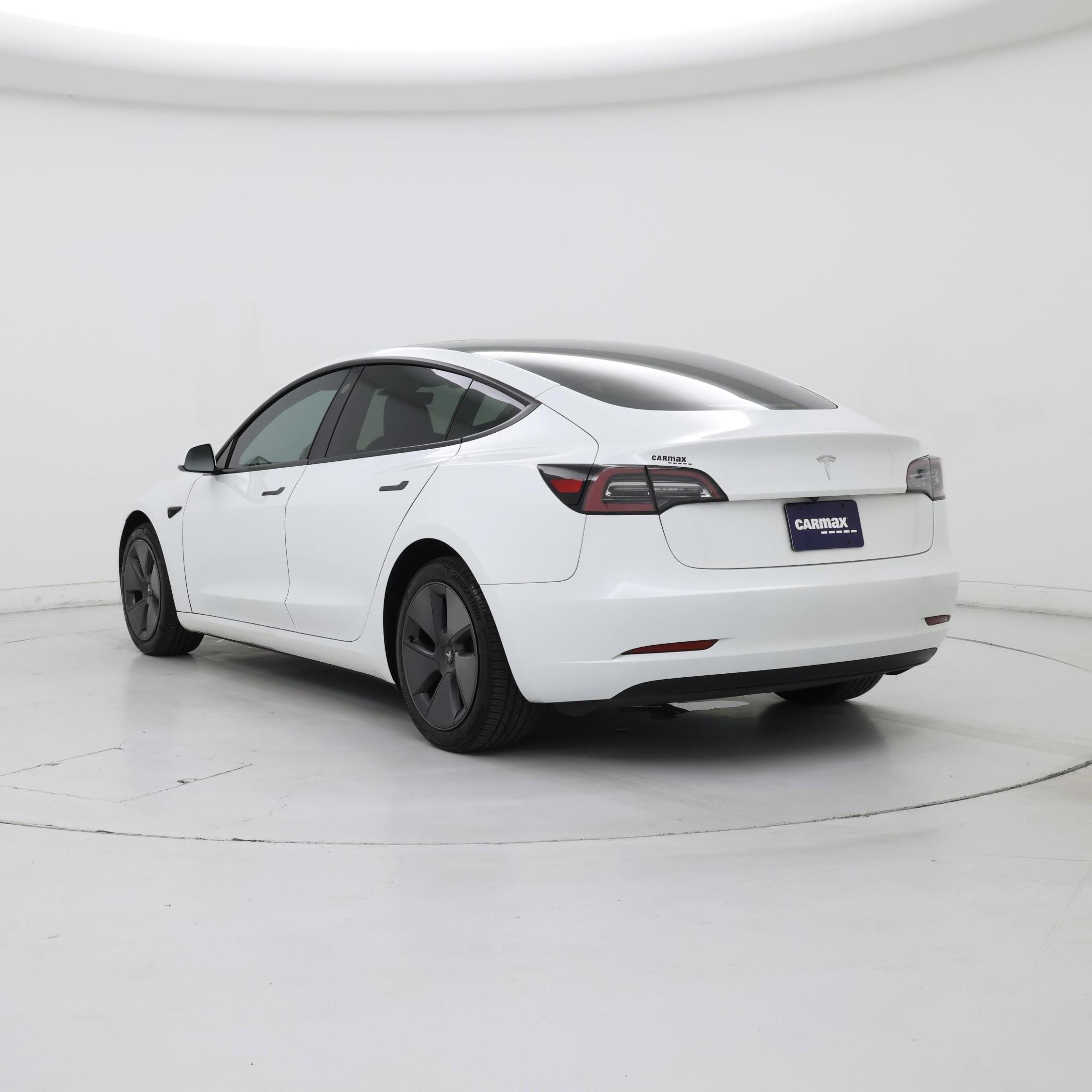 Thumbnail: 2023 Tesla Model 3 - 2