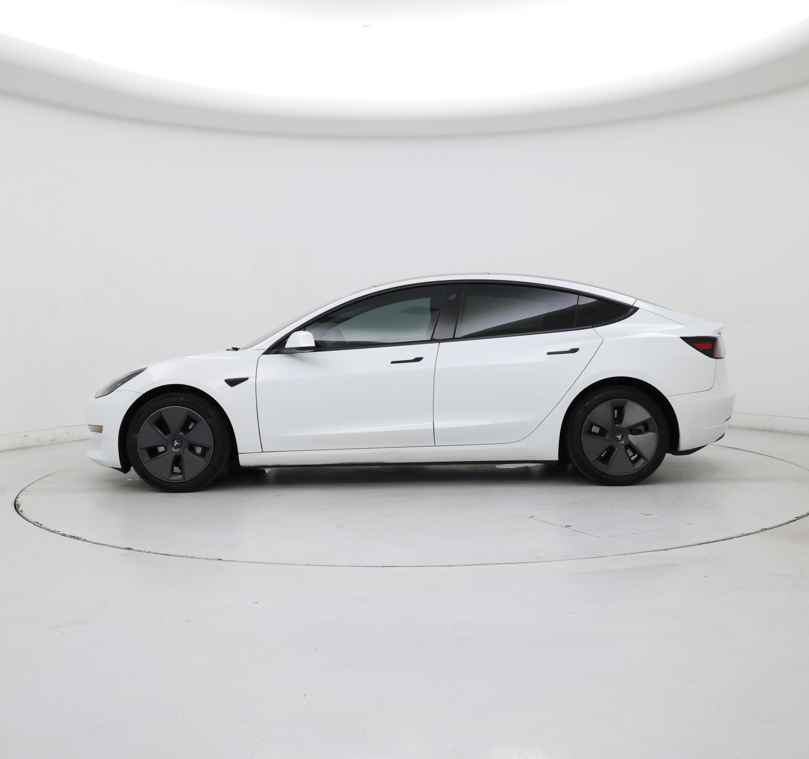 Thumbnail: 2023 Tesla Model 3 - 3
