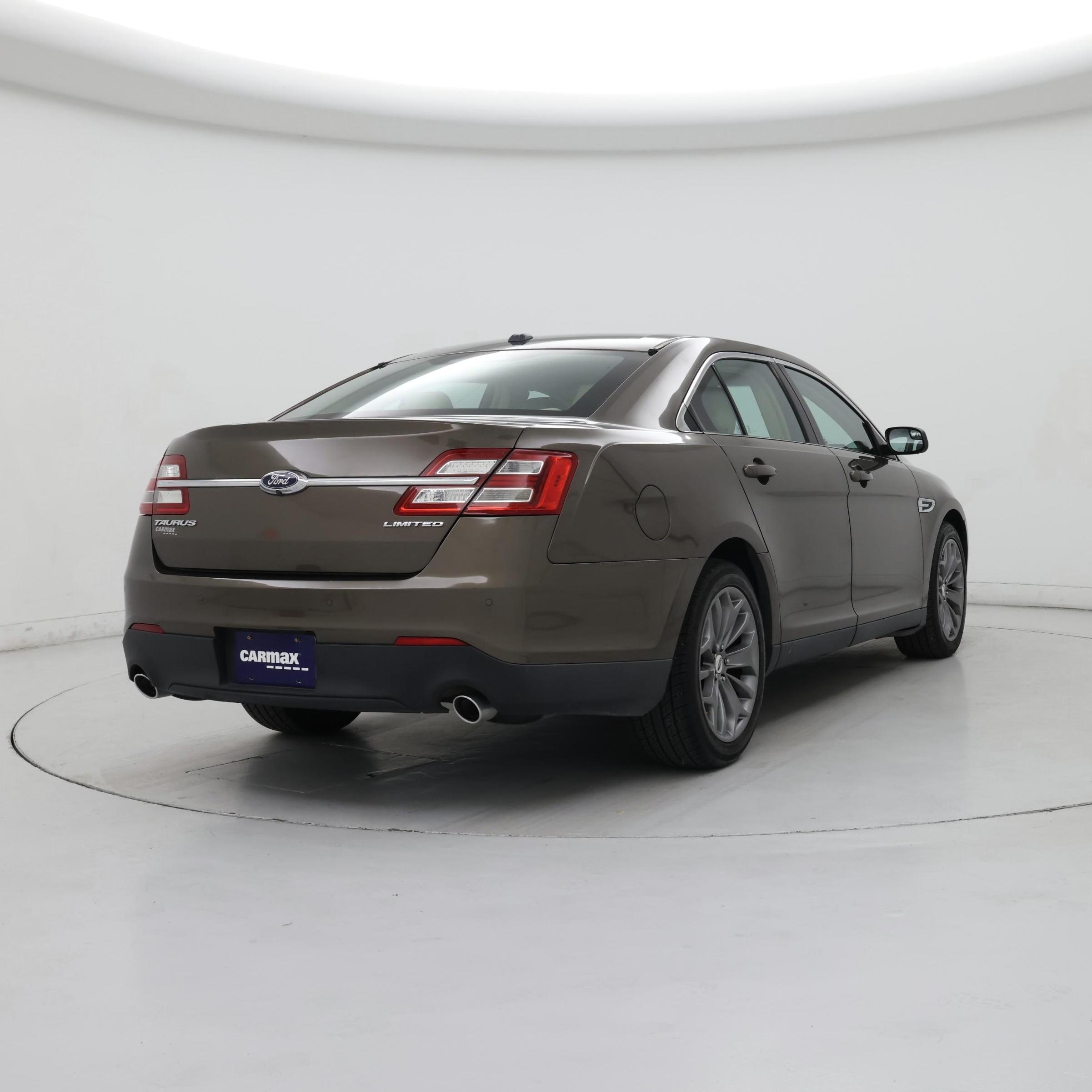 Thumbnail: 2016 Ford Taurus - 8