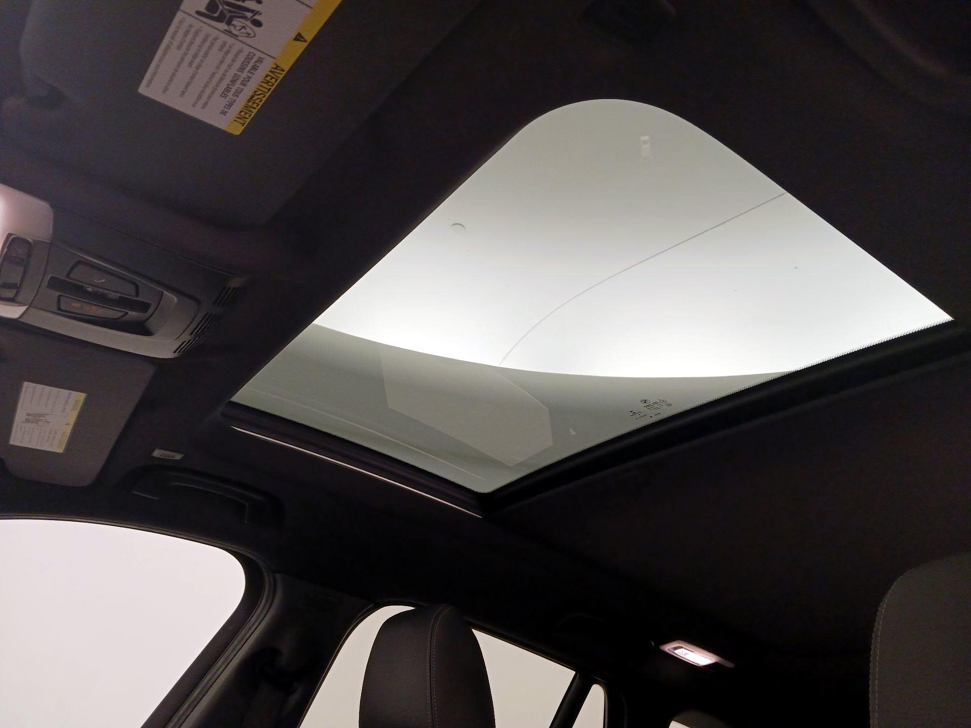 Thumbnail: 2017 BMW X1 - 20