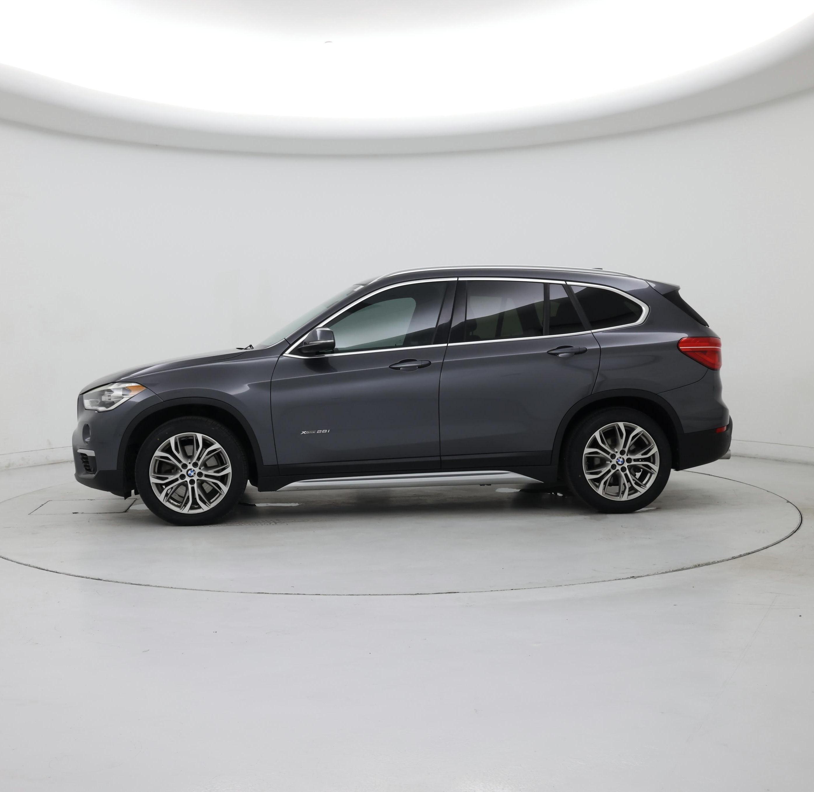 Thumbnail: 2017 BMW X1 - 3