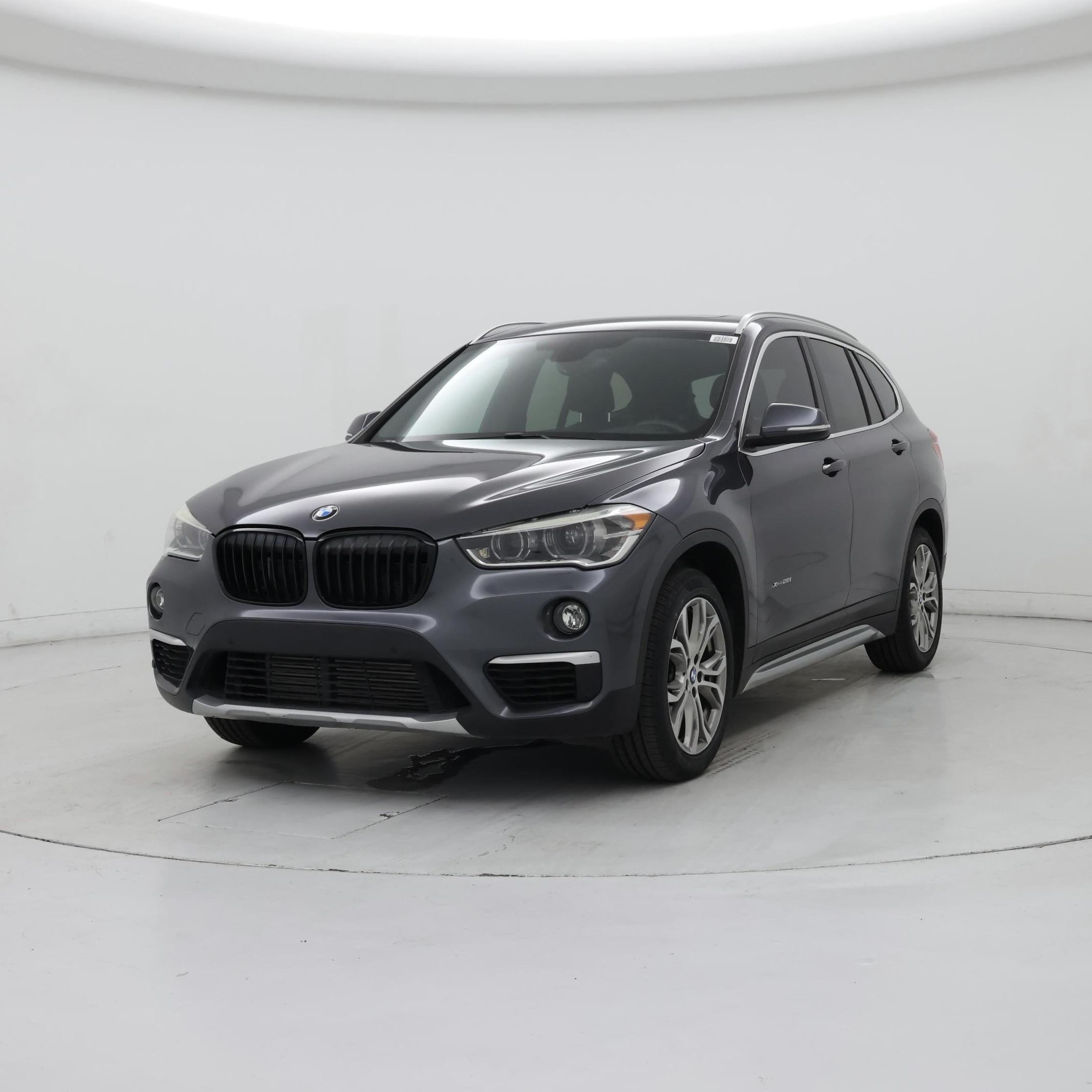 Thumbnail: 2017 BMW X1 - 4