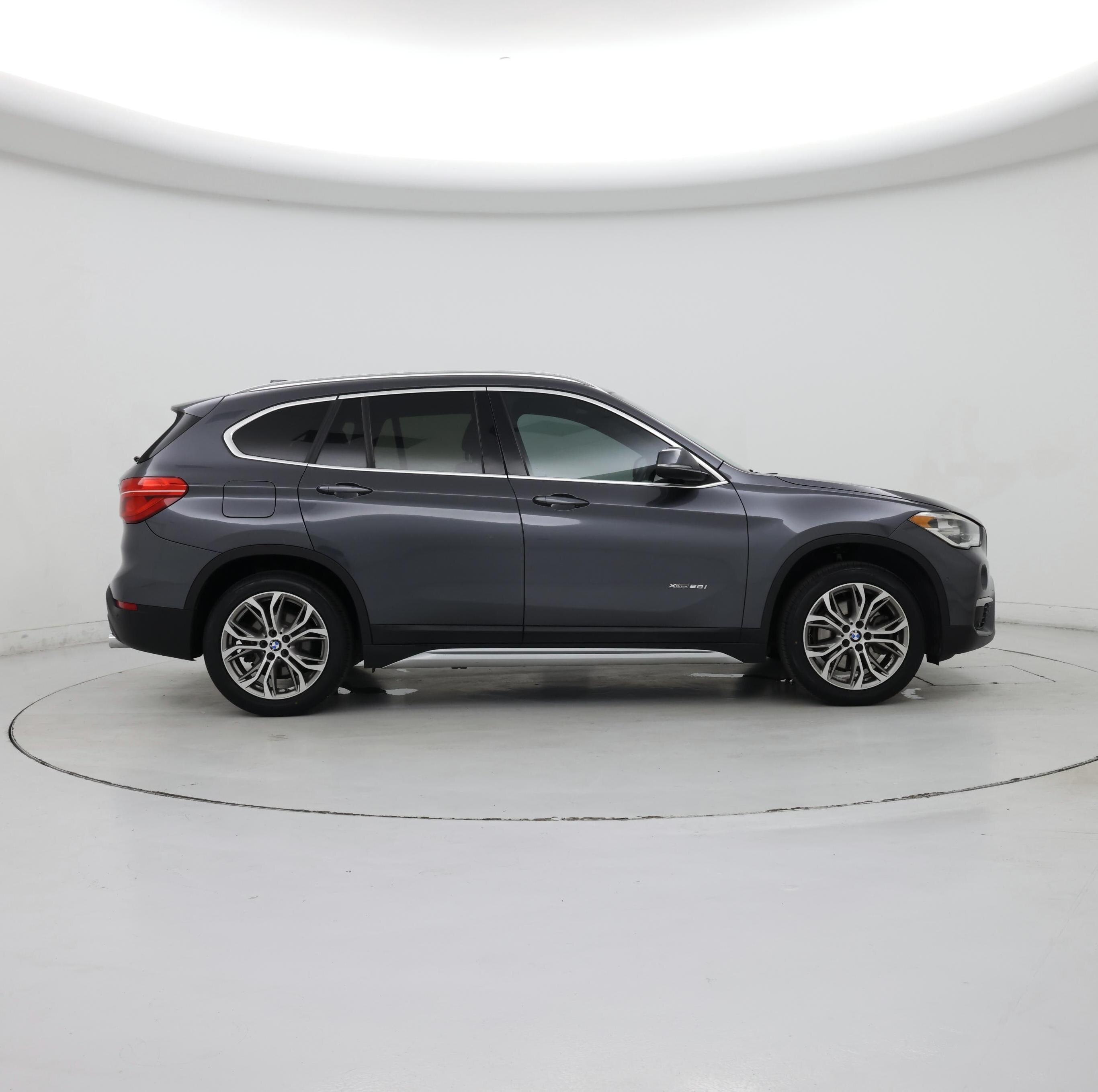 Thumbnail: 2017 BMW X1 - 7