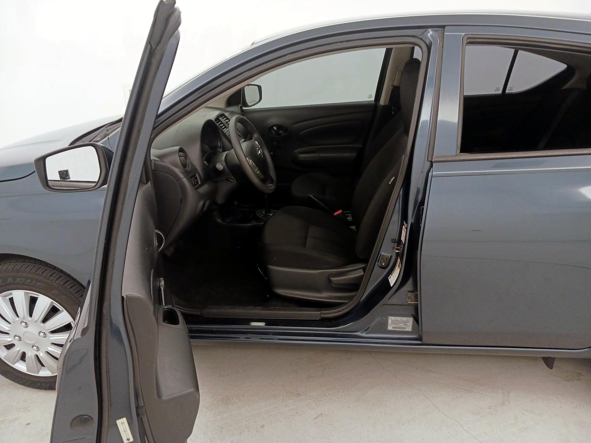 Thumbnail: 2017 Nissan Versa - 11