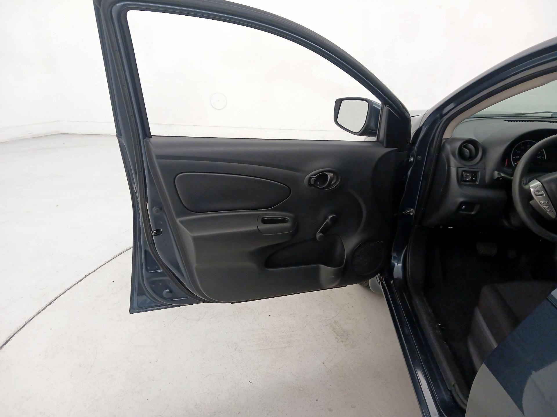 Thumbnail: 2017 Nissan Versa - 12