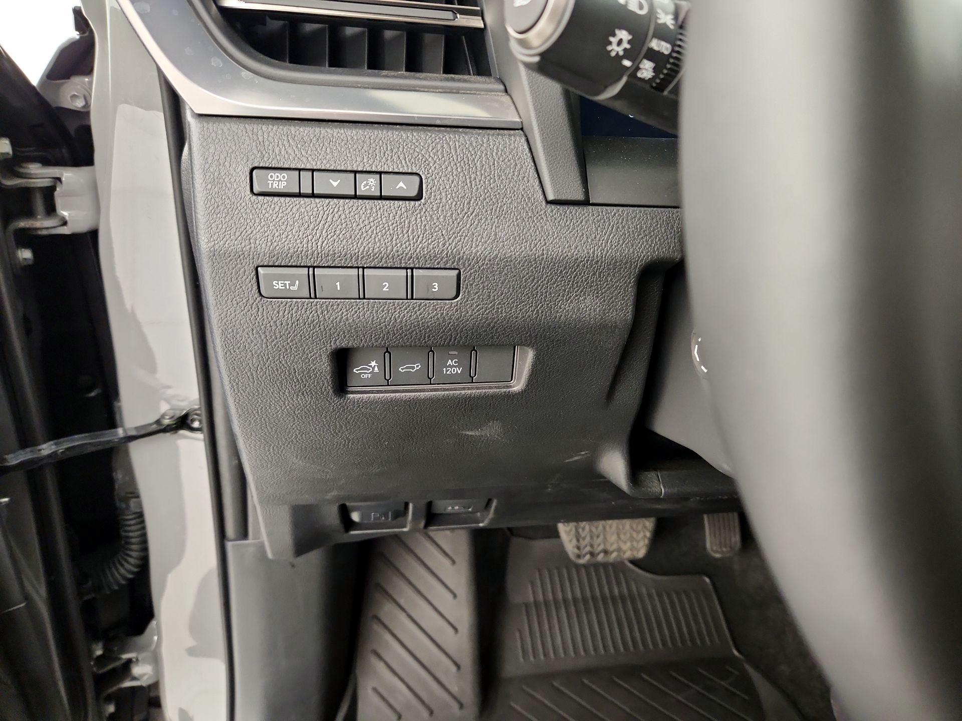 Thumbnail: 2024 Lexus GX - 13