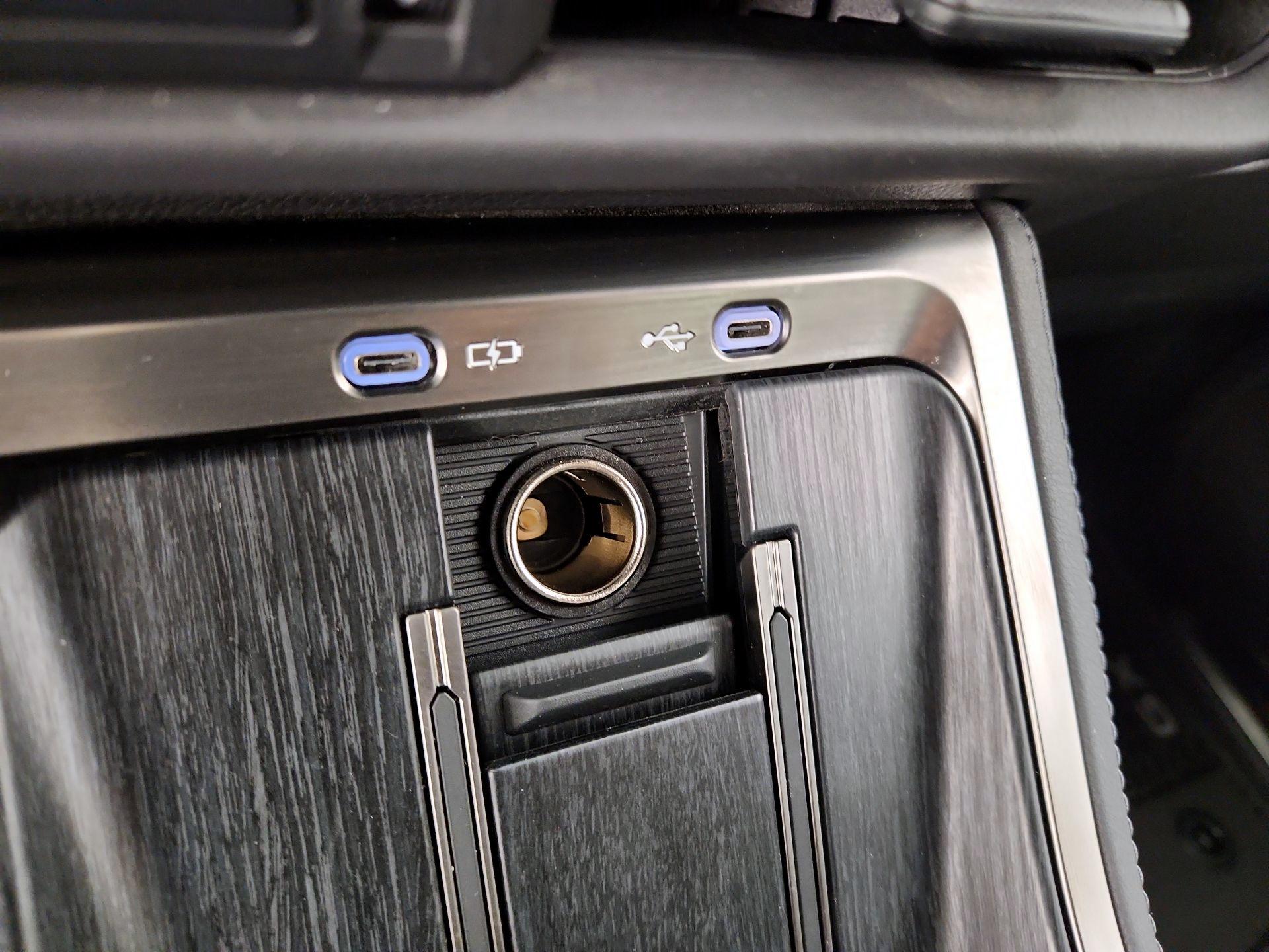 Thumbnail: 2024 Lexus GX - 18