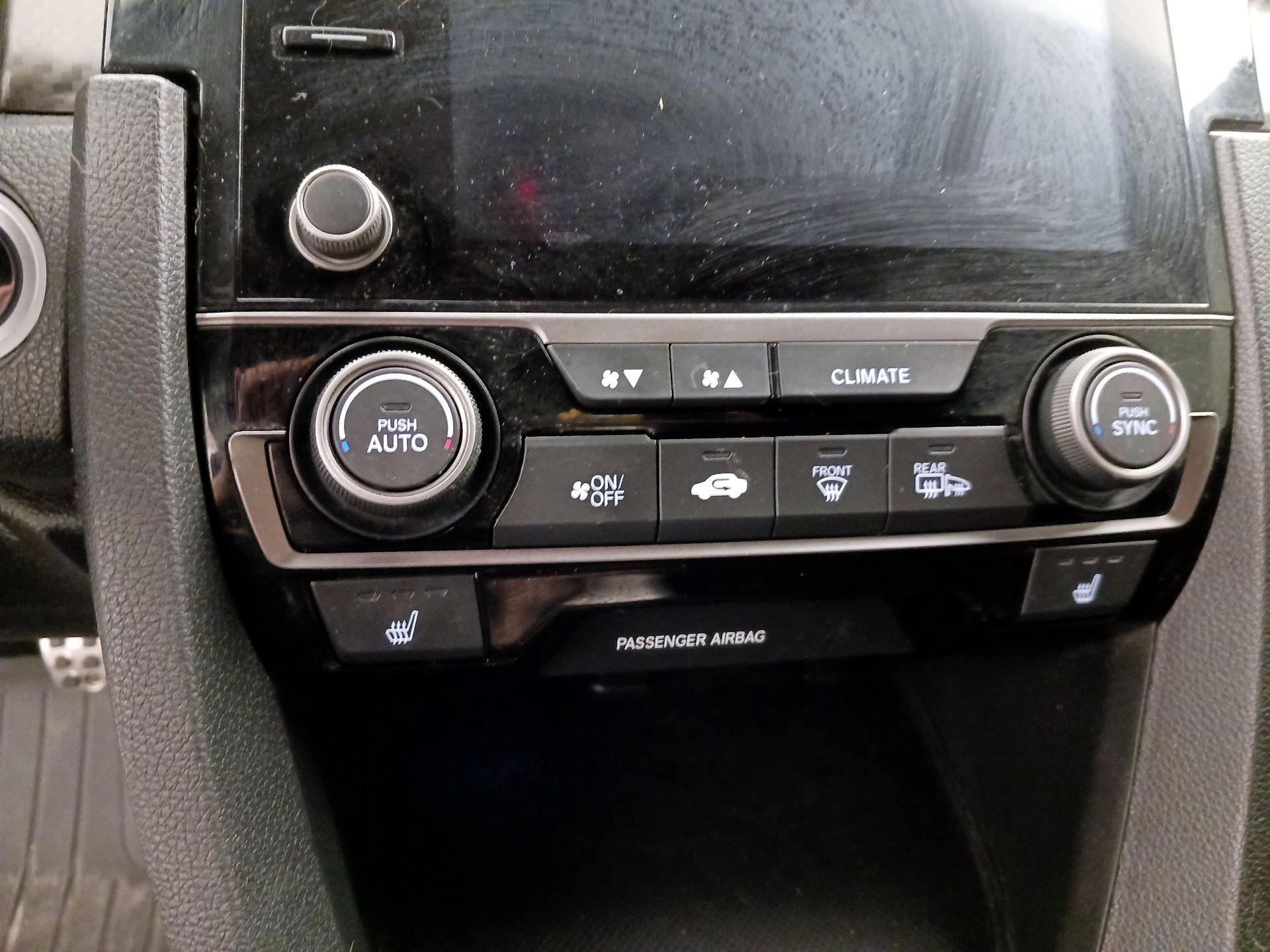 Thumbnail: 2020 Honda Civic - 17