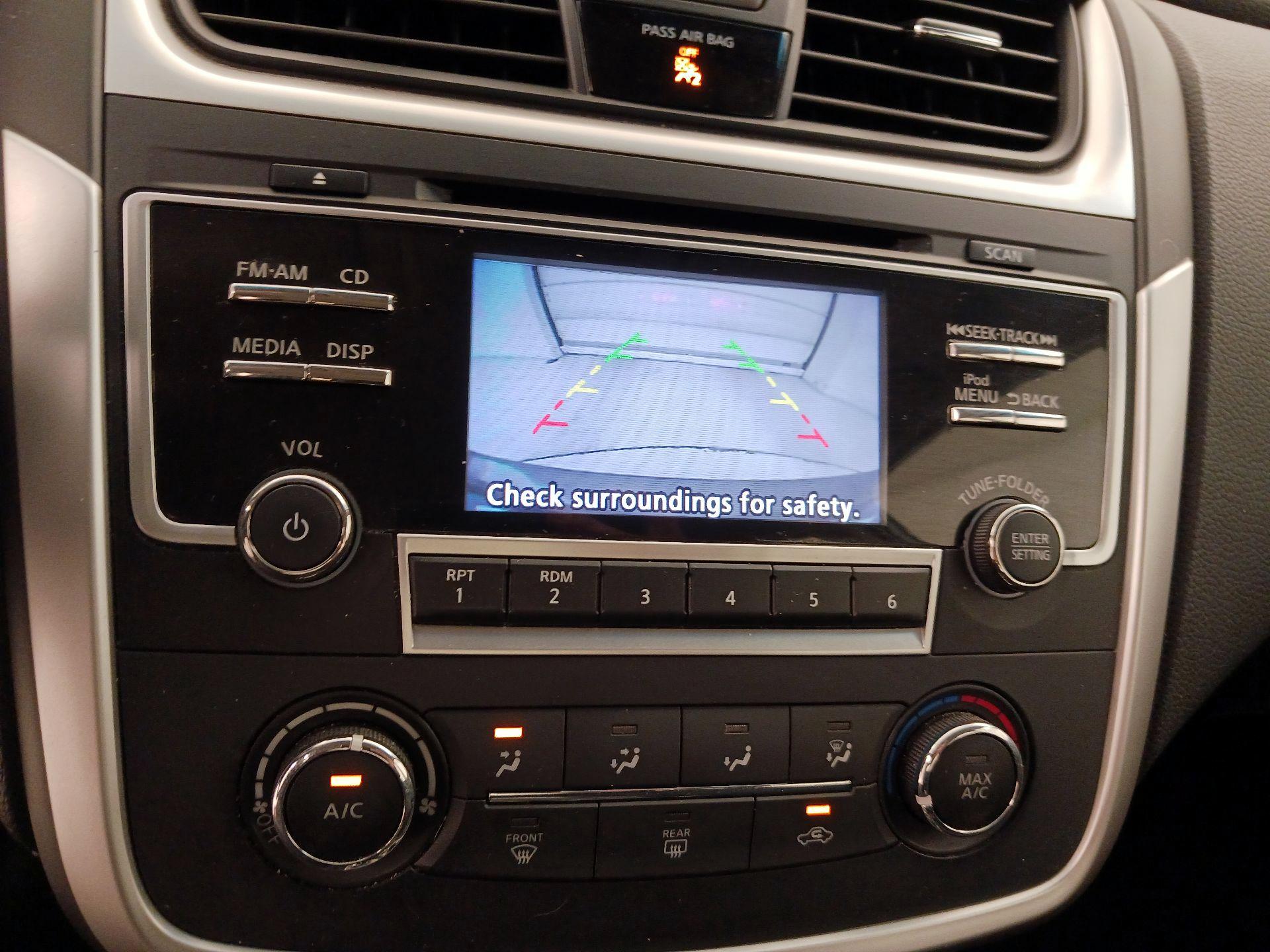 Thumbnail: 2018 Nissan Altima - 14