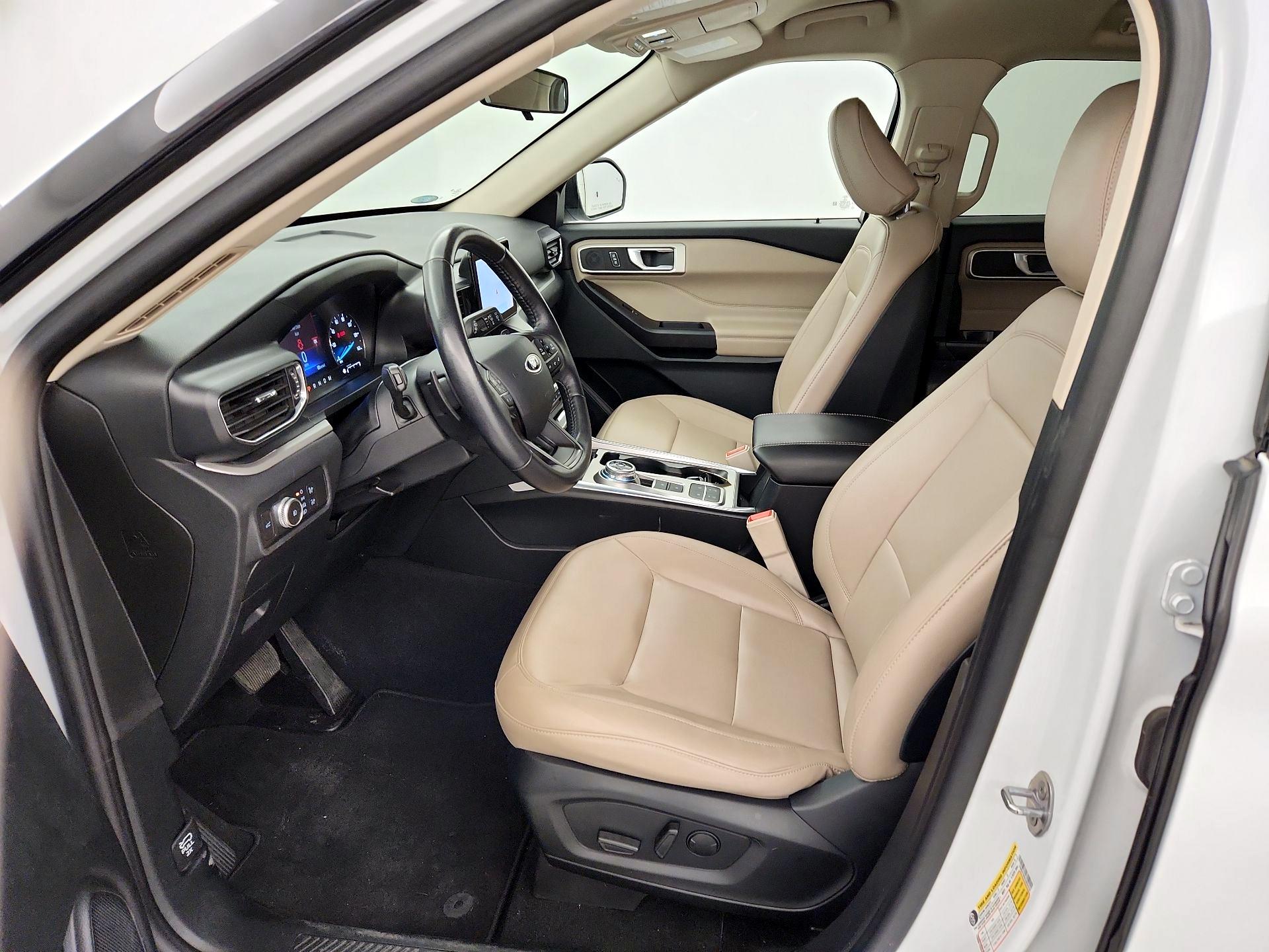 Thumbnail: 2020 Ford Explorer - 11