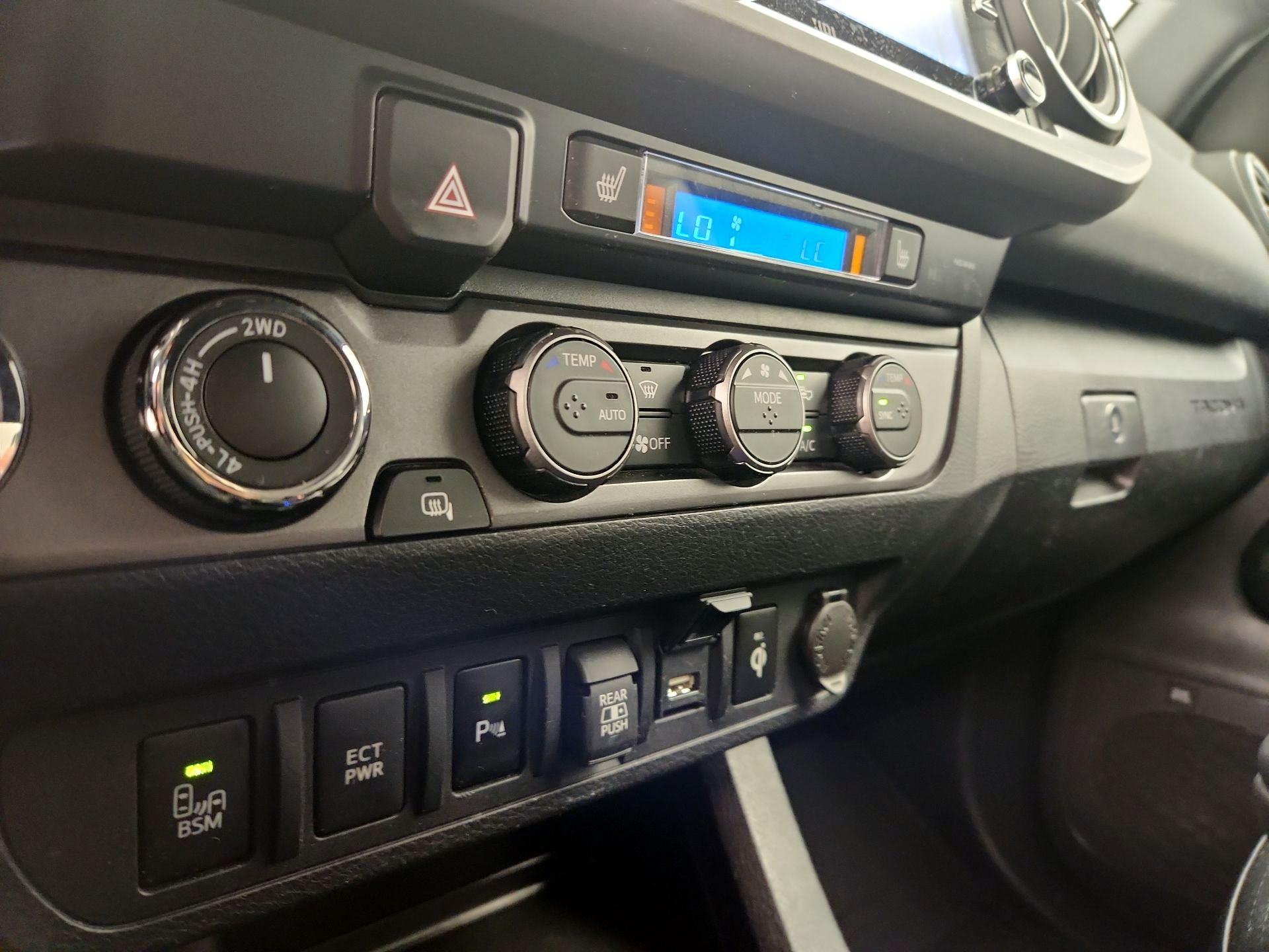 Thumbnail: 2023 Toyota Tacoma - 16