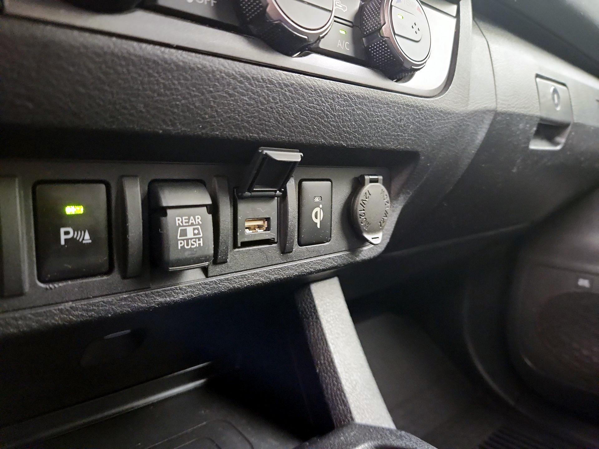 Thumbnail: 2023 Toyota Tacoma - 18