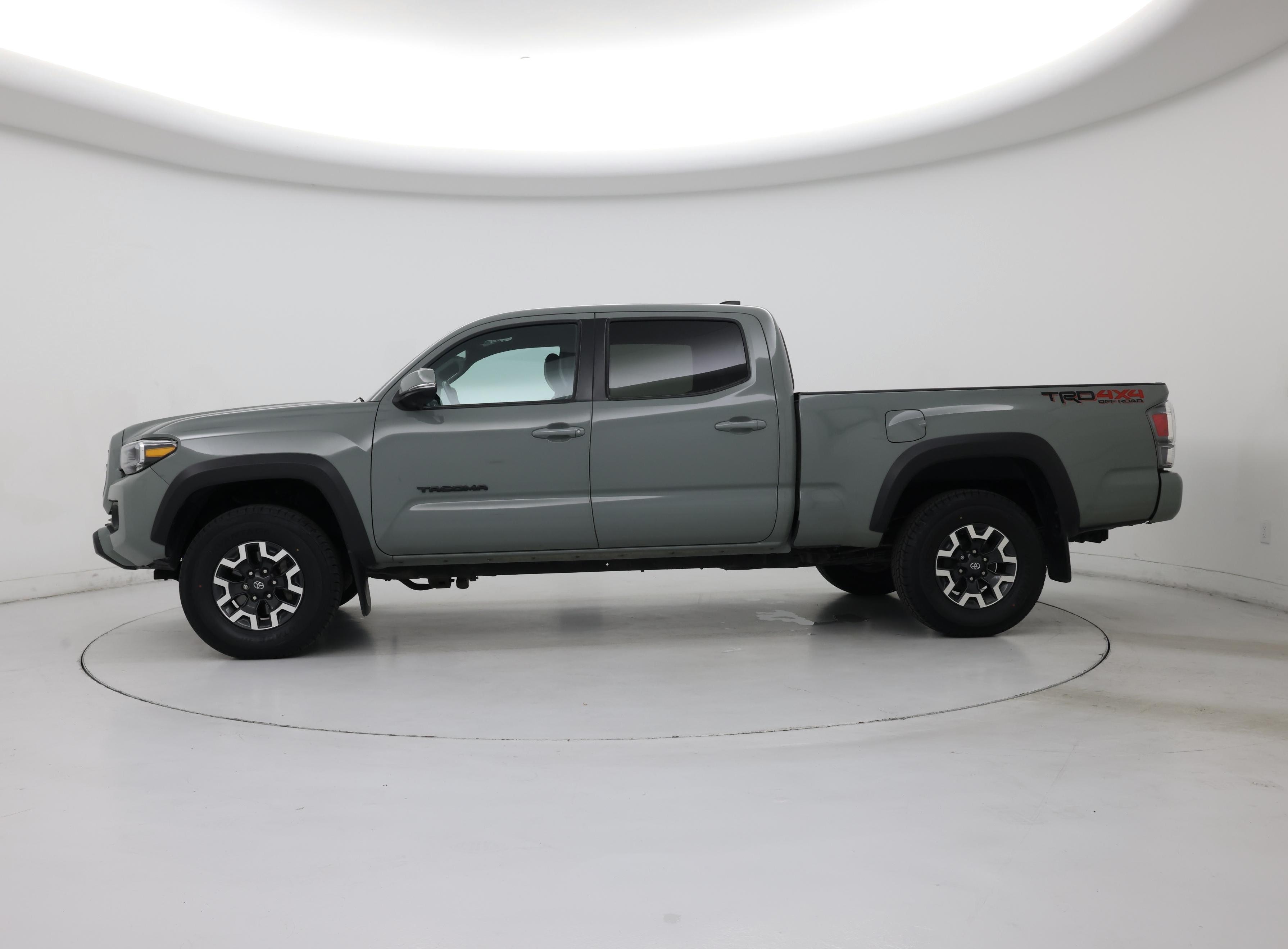Thumbnail: 2023 Toyota Tacoma - 3