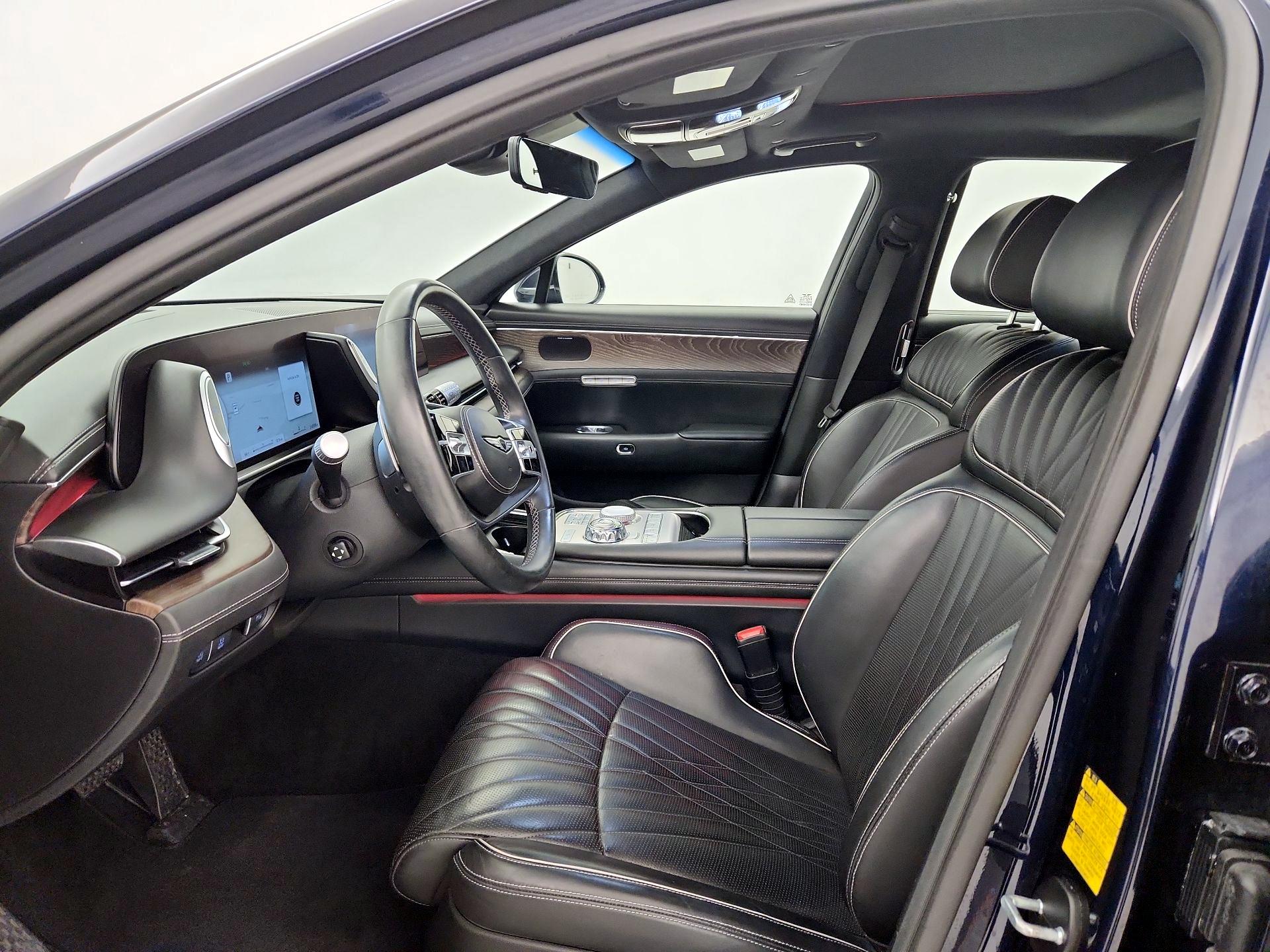 Thumbnail: 2023 Genesis G90 - 11