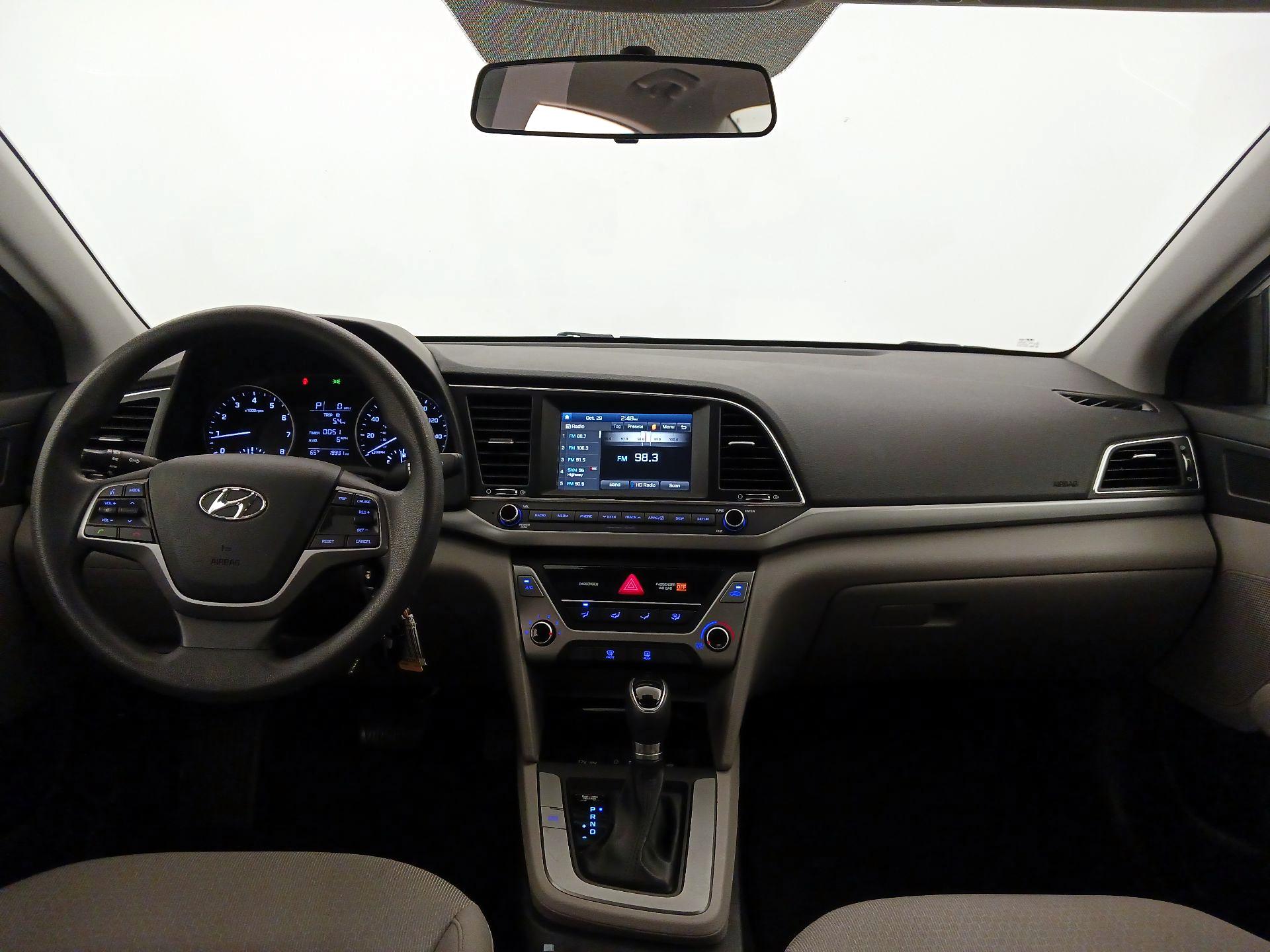 Thumbnail: 2017 Hyundai Elantra - 9