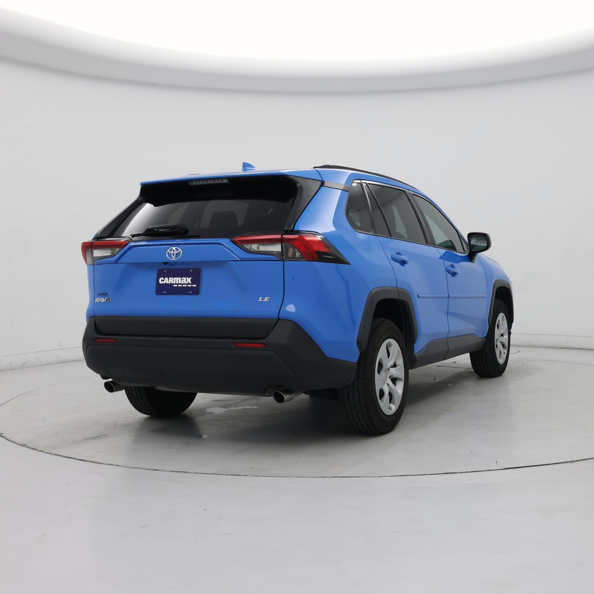Thumbnail: 2019 Toyota RAV4 - 8