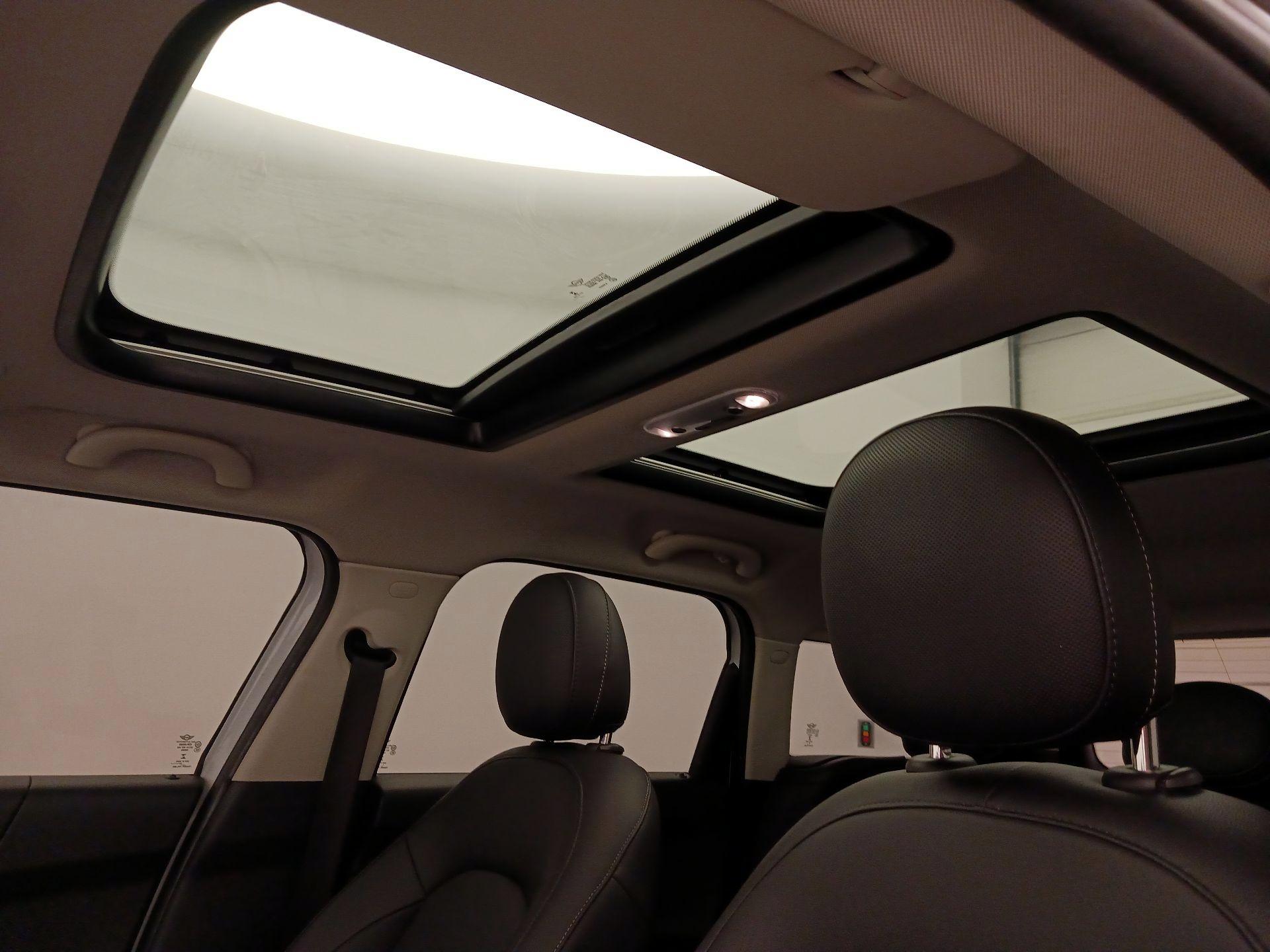 Thumbnail: 2020 MINI Cooper Countryman - 19