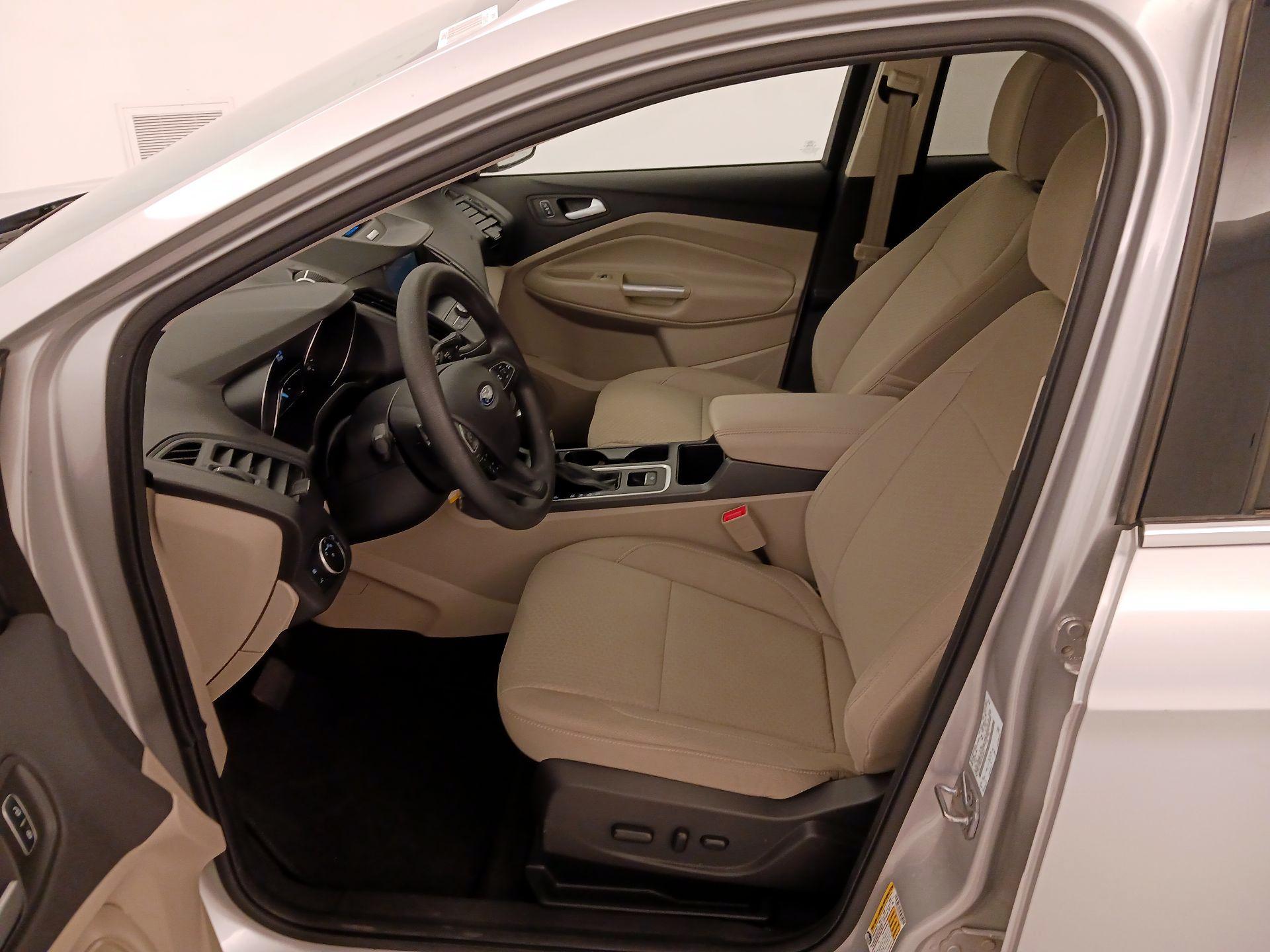 Thumbnail: 2017 Ford Escape - 11