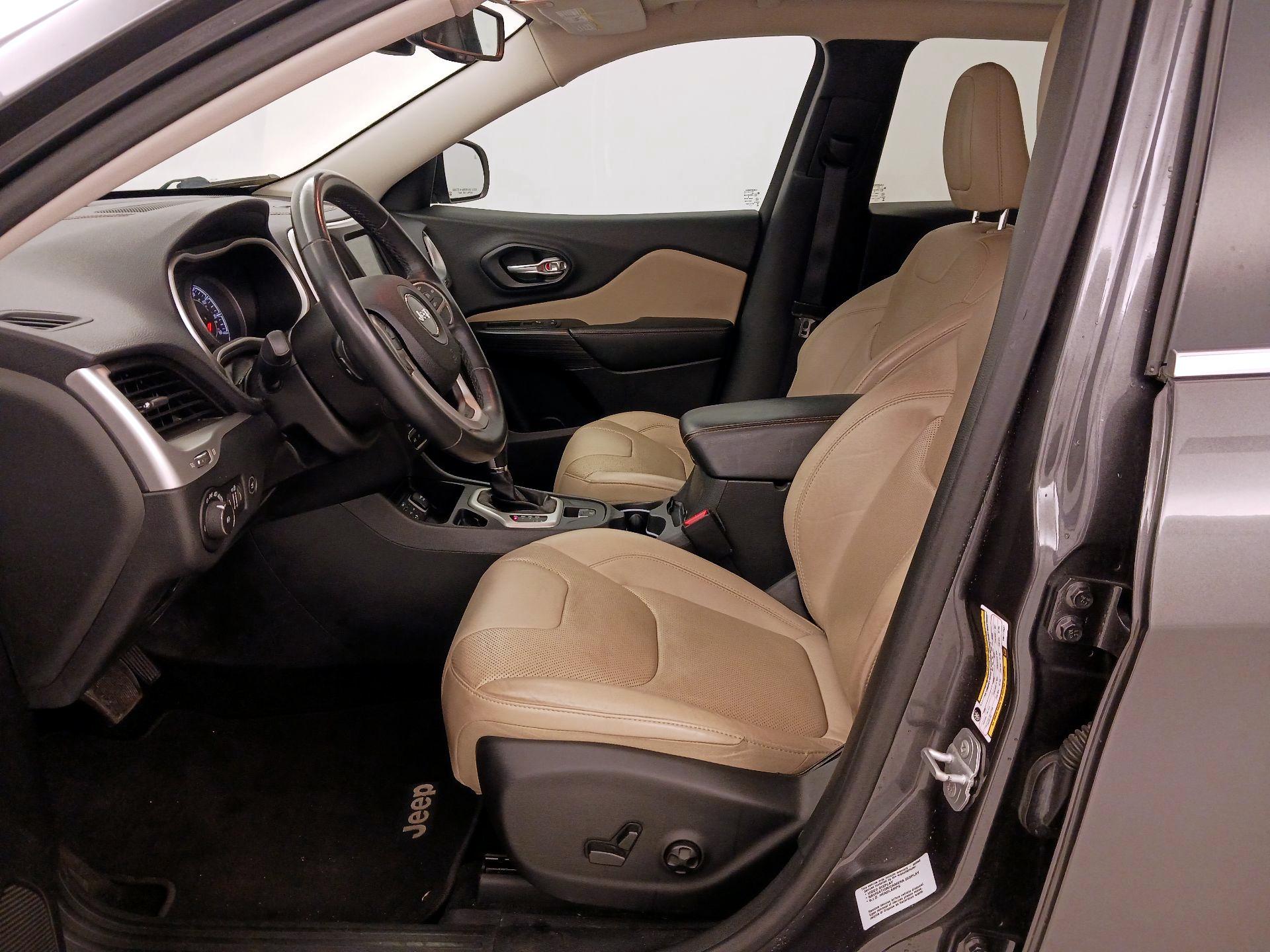 Thumbnail: 2015 Jeep Cherokee - 11