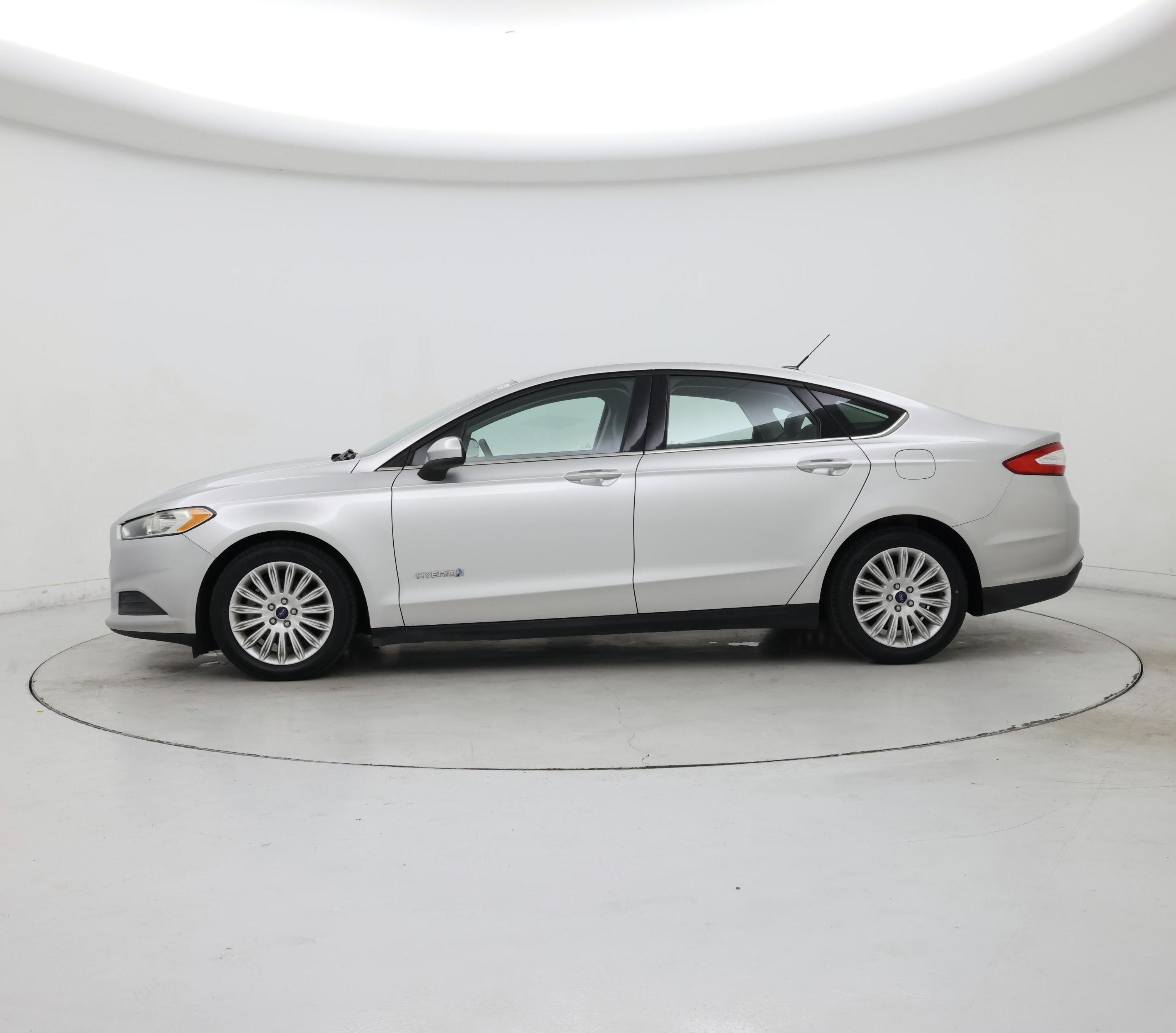 Thumbnail: 2015 Ford Fusion - 3