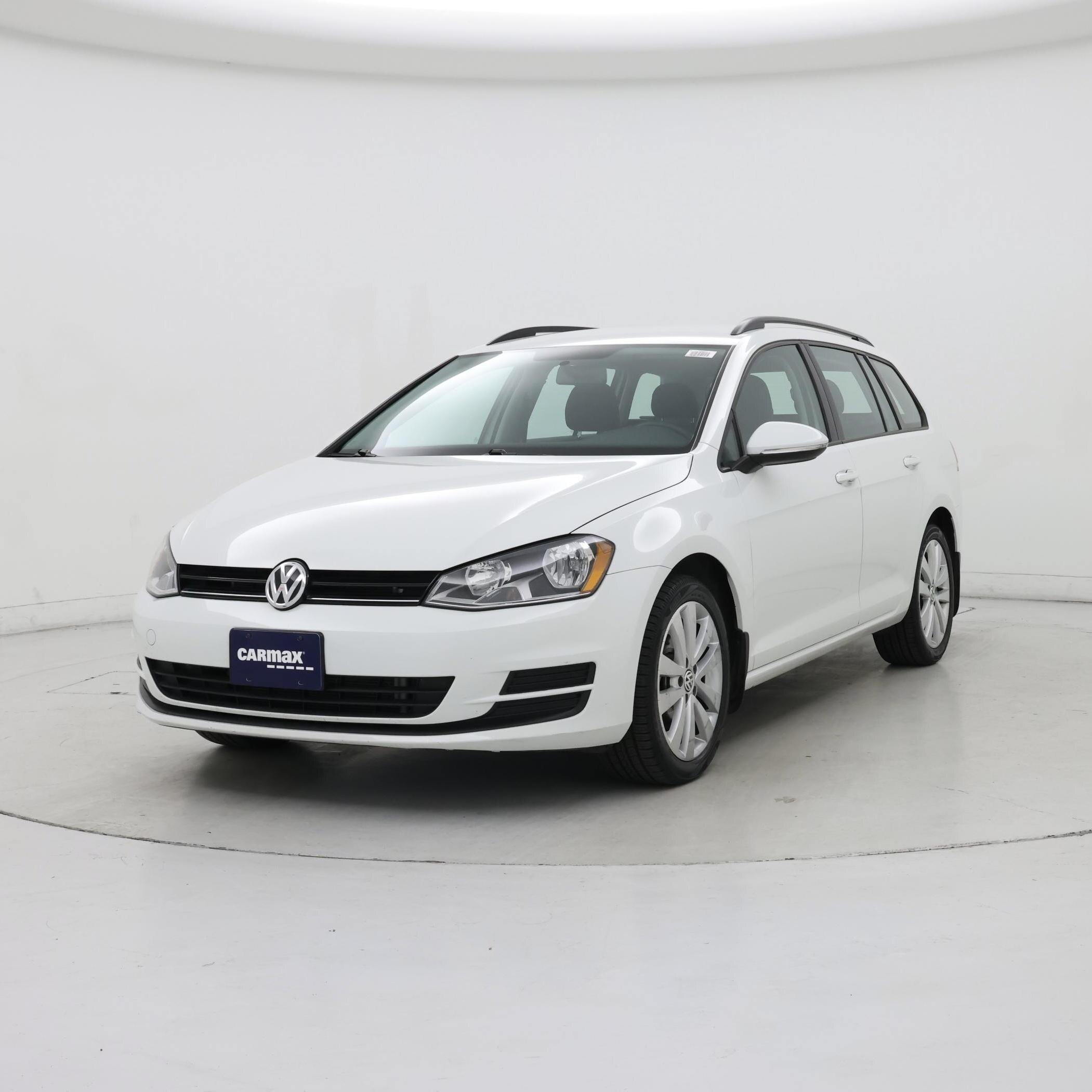 Thumbnail: 2016 Volkswagen Golf - 4