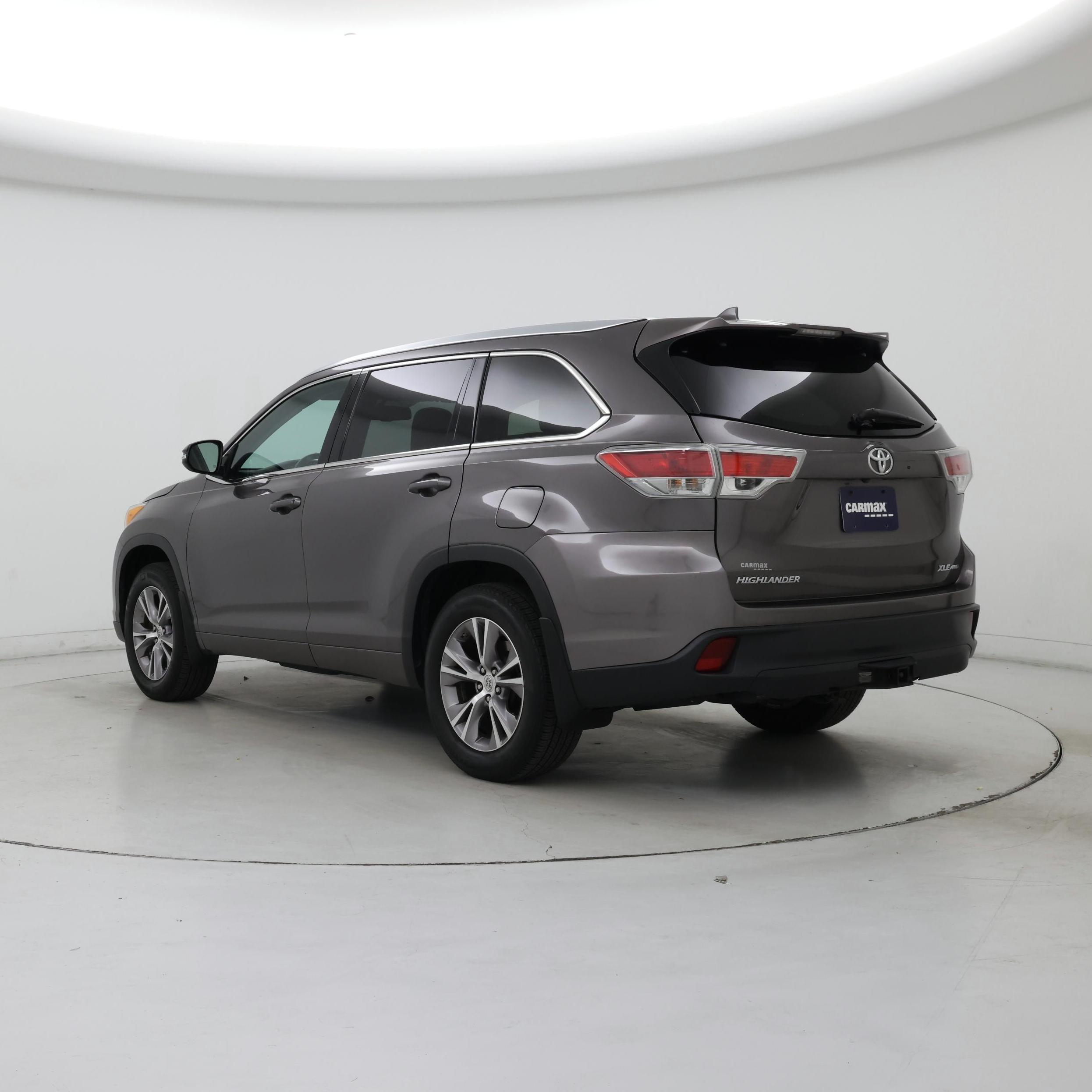 Thumbnail: 2014 Toyota Highlander - 2
