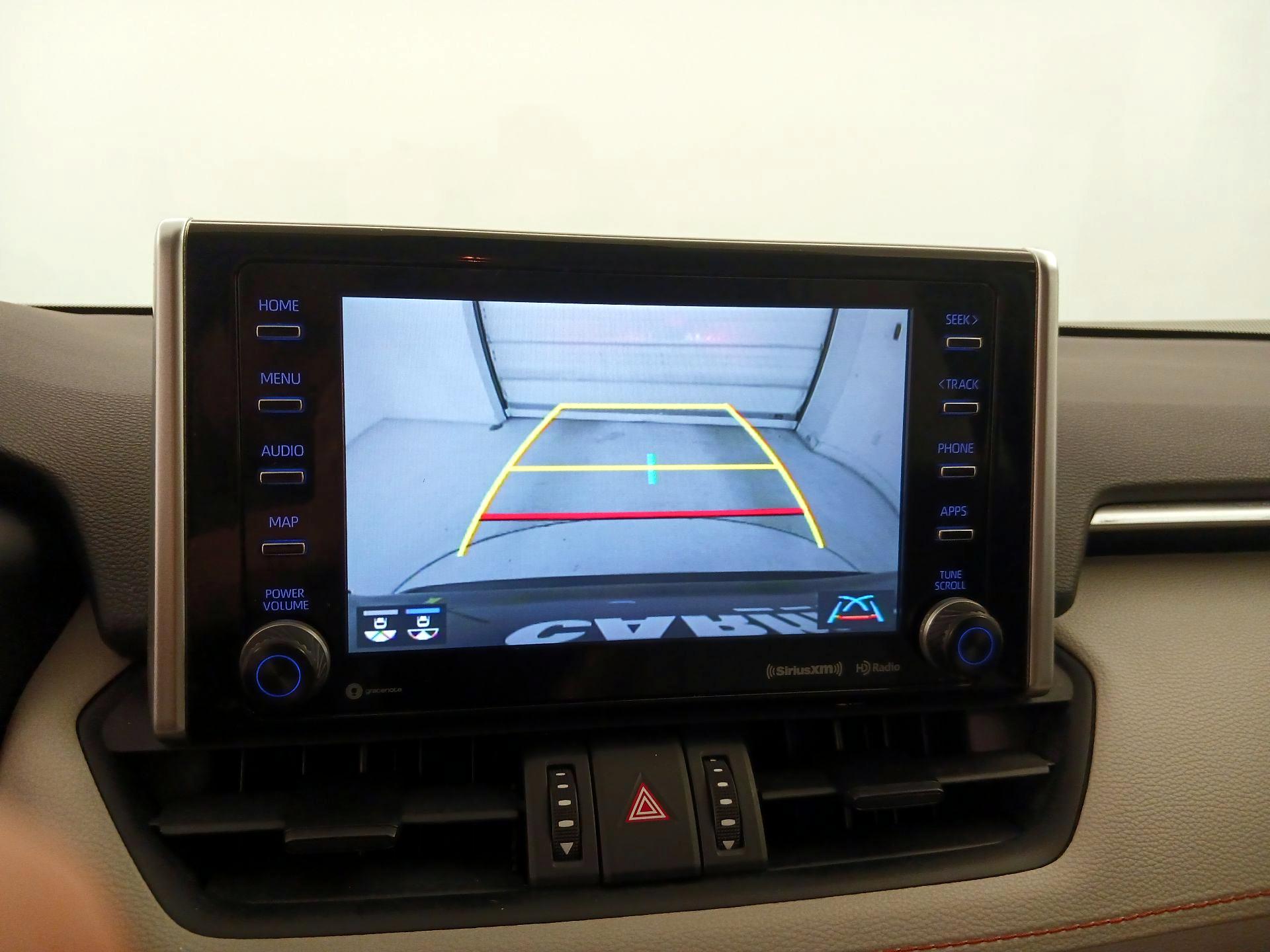 Thumbnail: 2019 Toyota RAV4 - 15