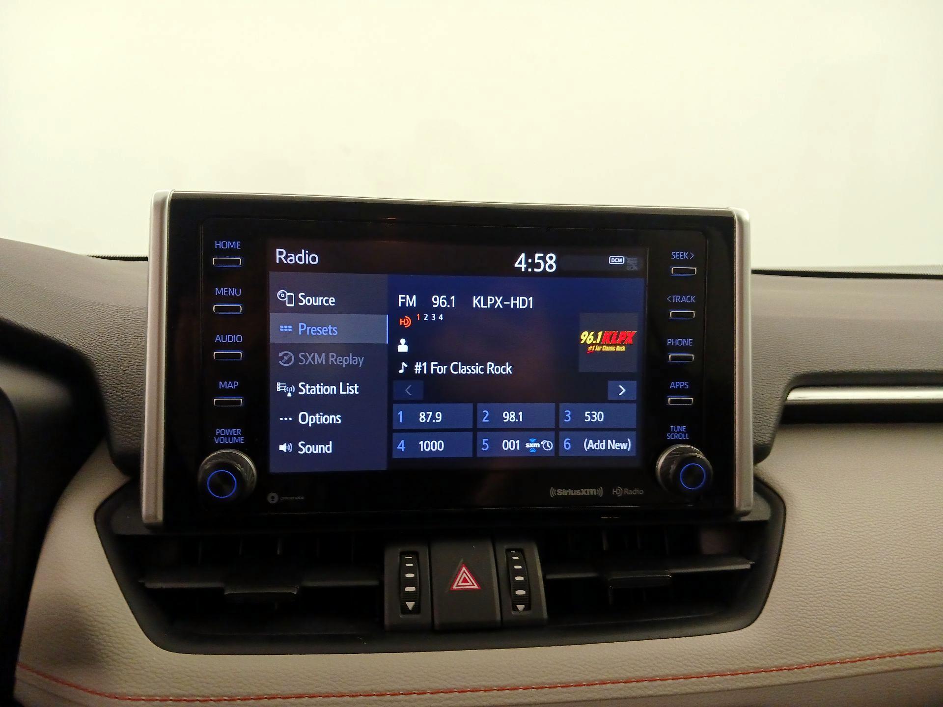 Thumbnail: 2019 Toyota RAV4 - 16