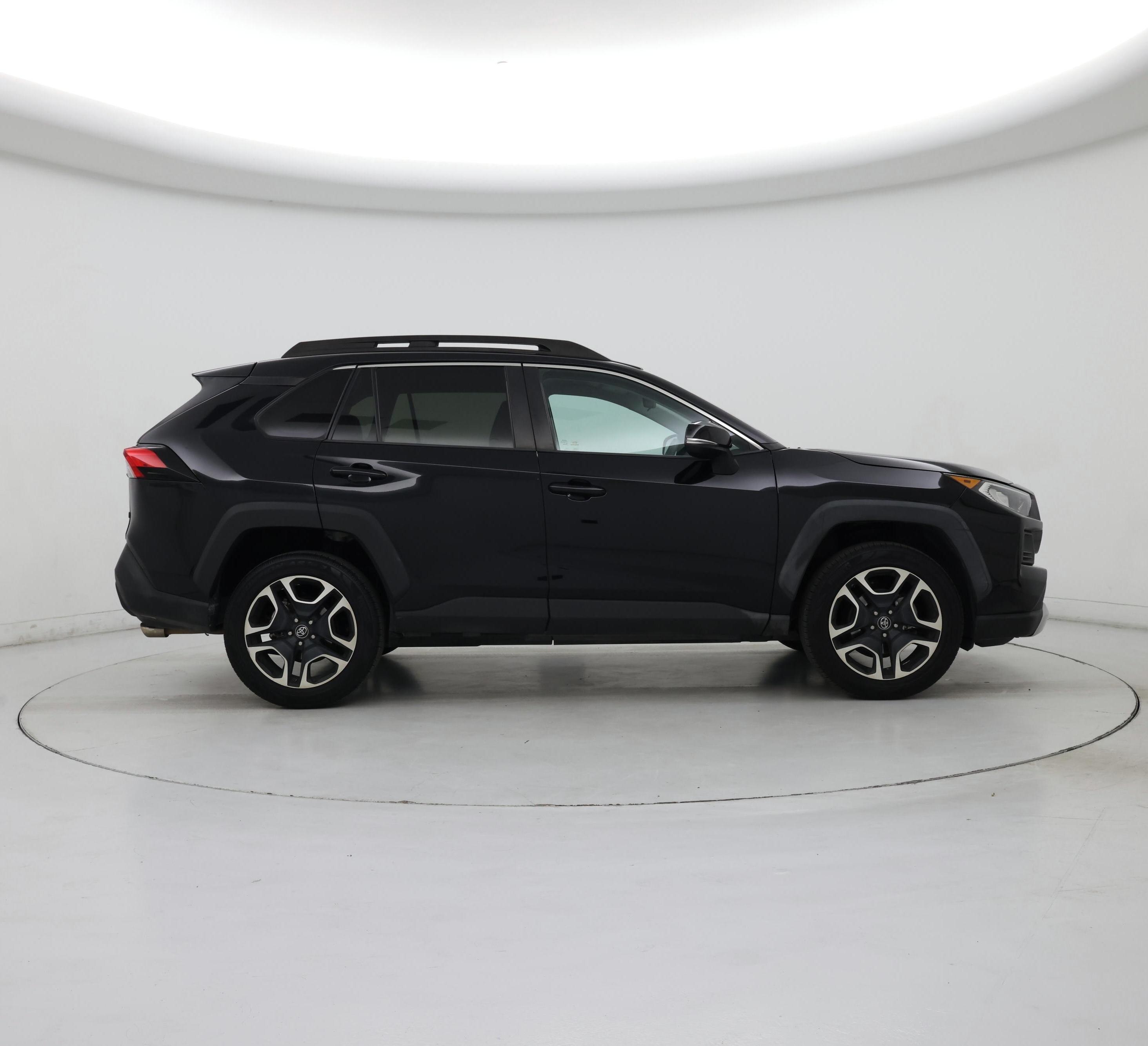 Thumbnail: 2019 Toyota RAV4 - 7