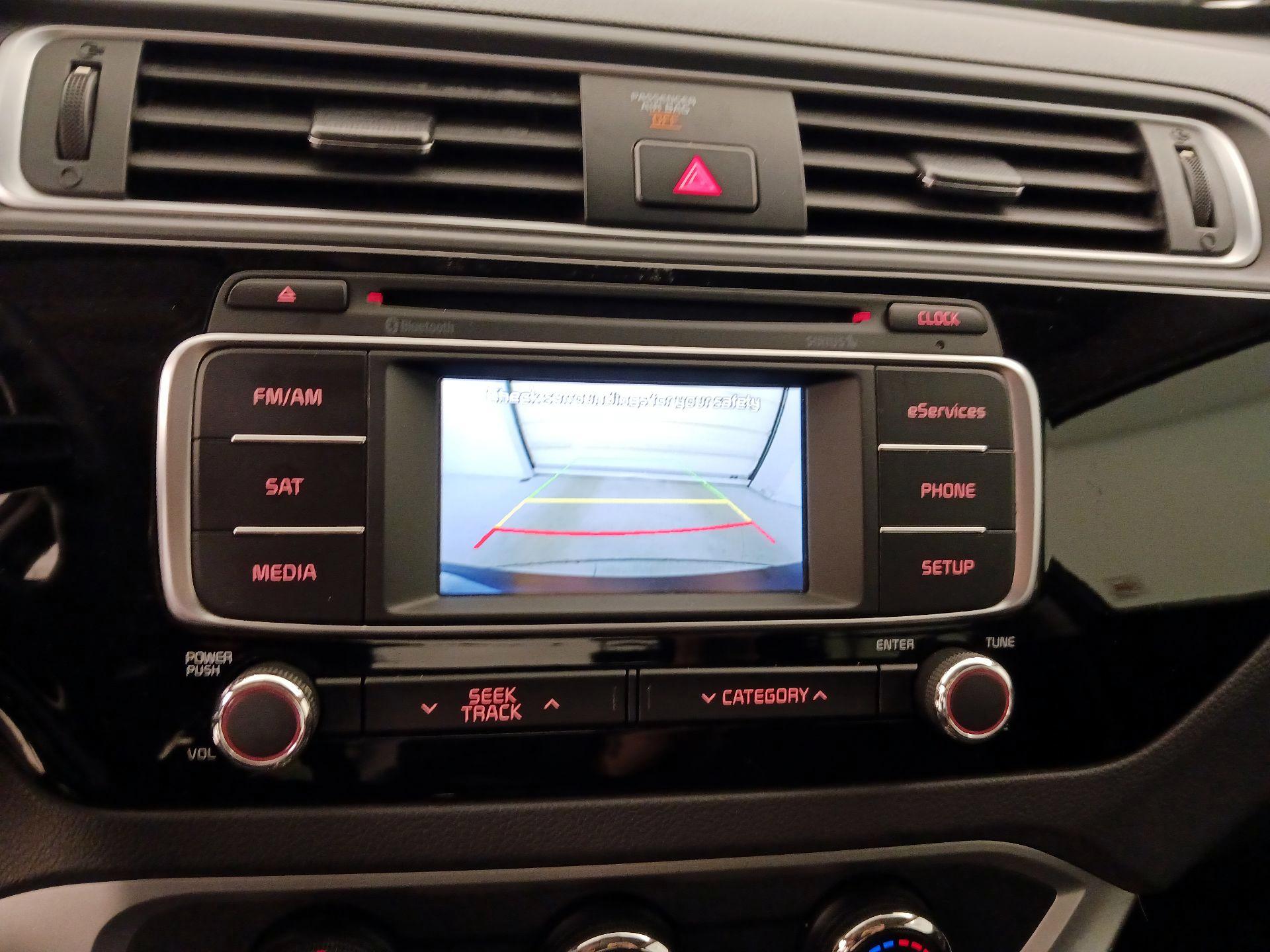 Thumbnail: 2016 Kia Rio - 14