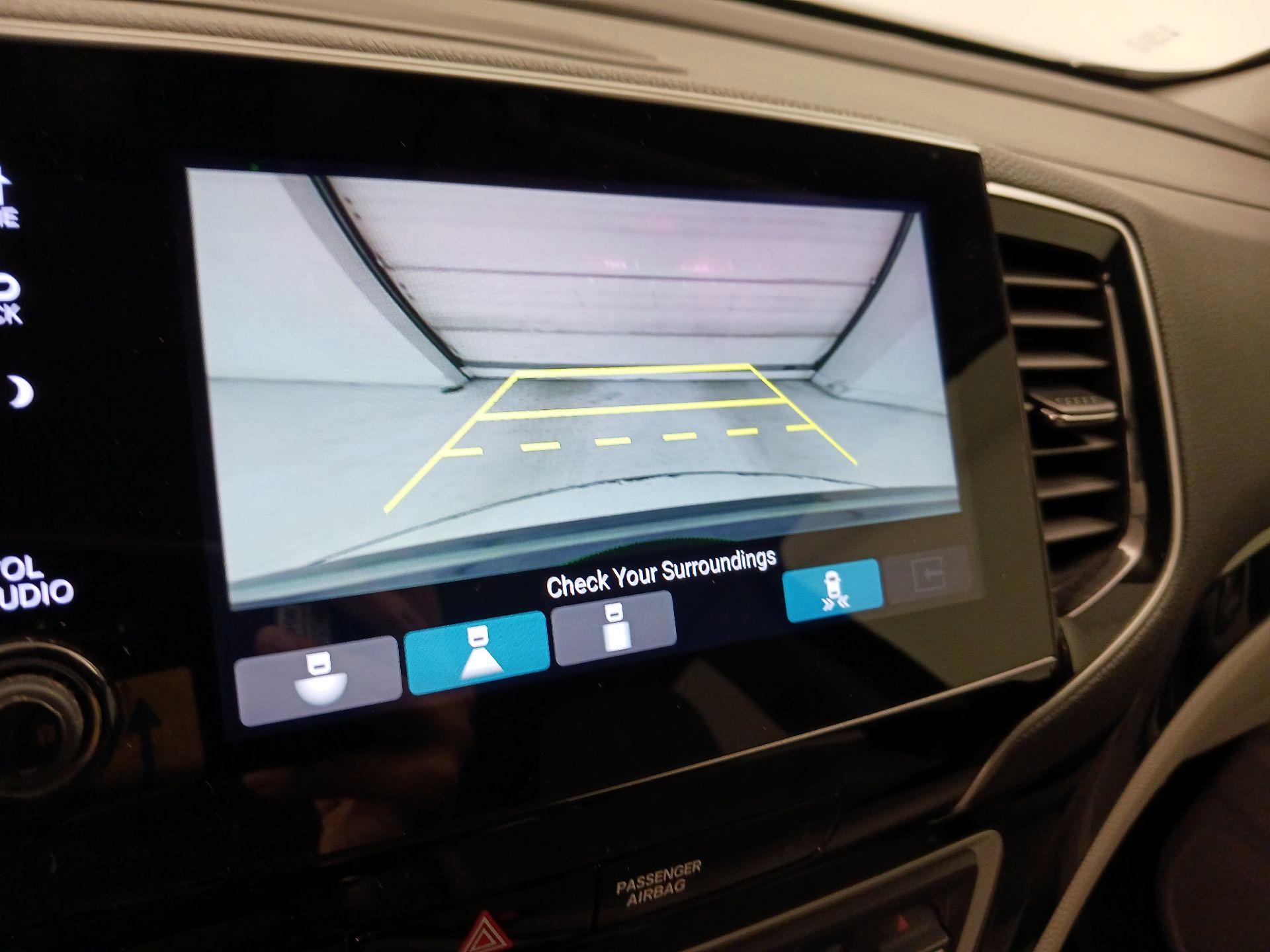 Thumbnail: 2019 Honda Pilot - 14