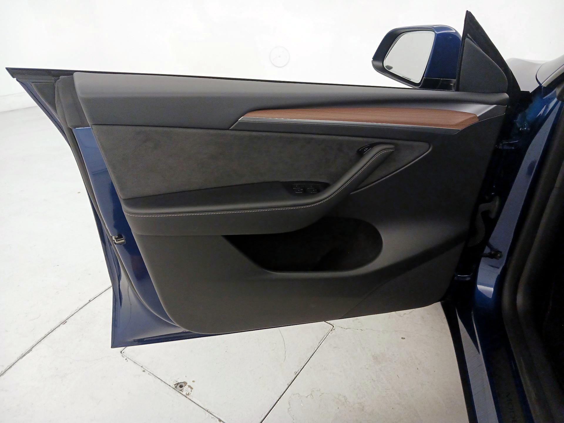 Thumbnail: 2024 Tesla Model Y - 12