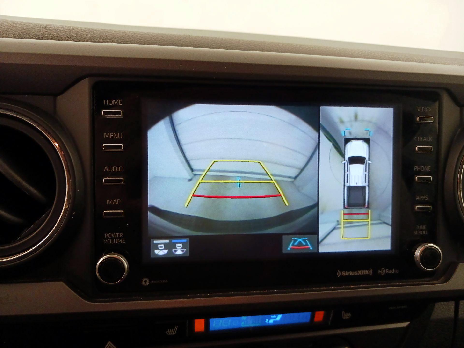 Thumbnail: 2020 Toyota Tacoma - 15