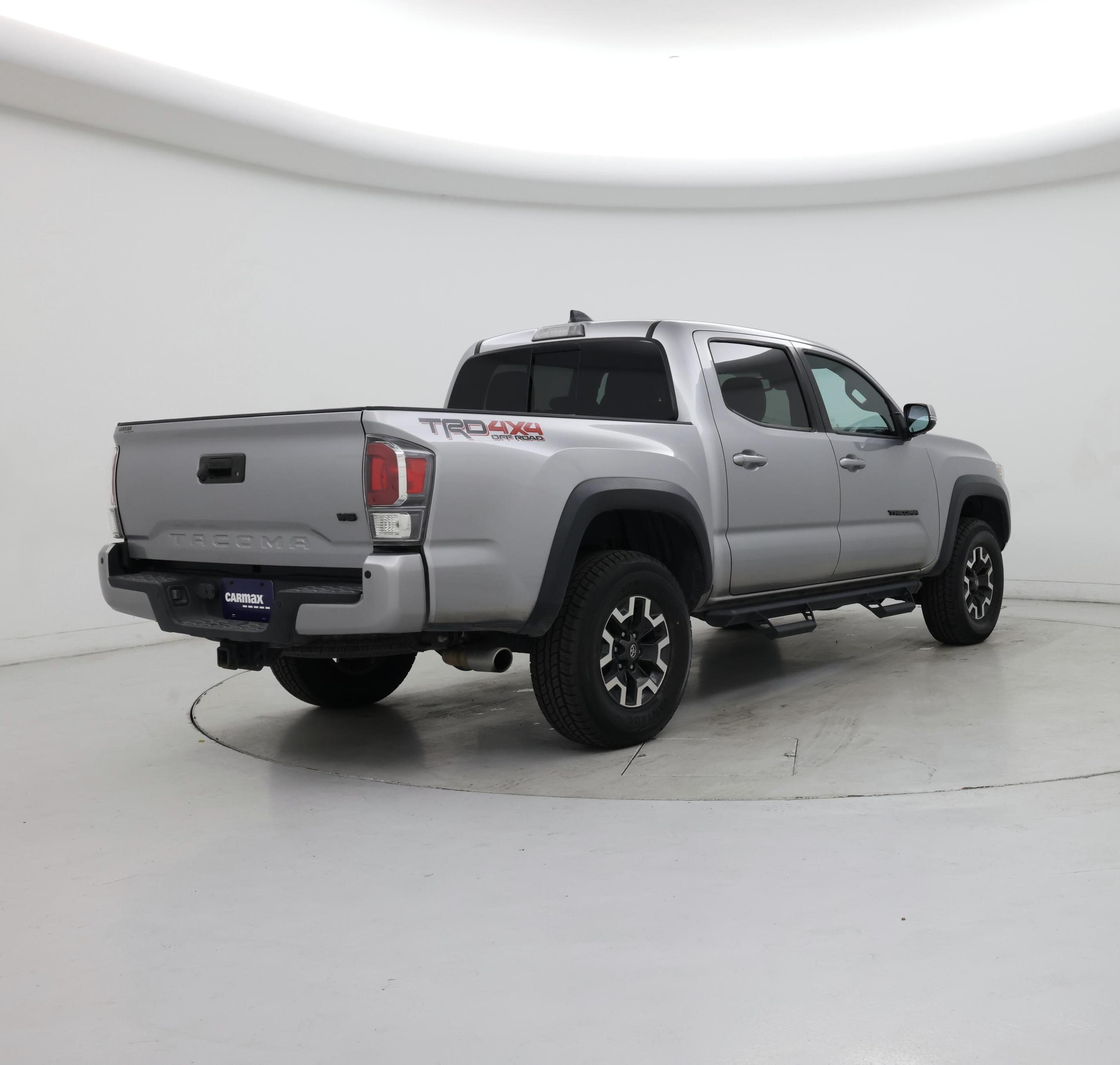 Thumbnail: 2020 Toyota Tacoma - 8