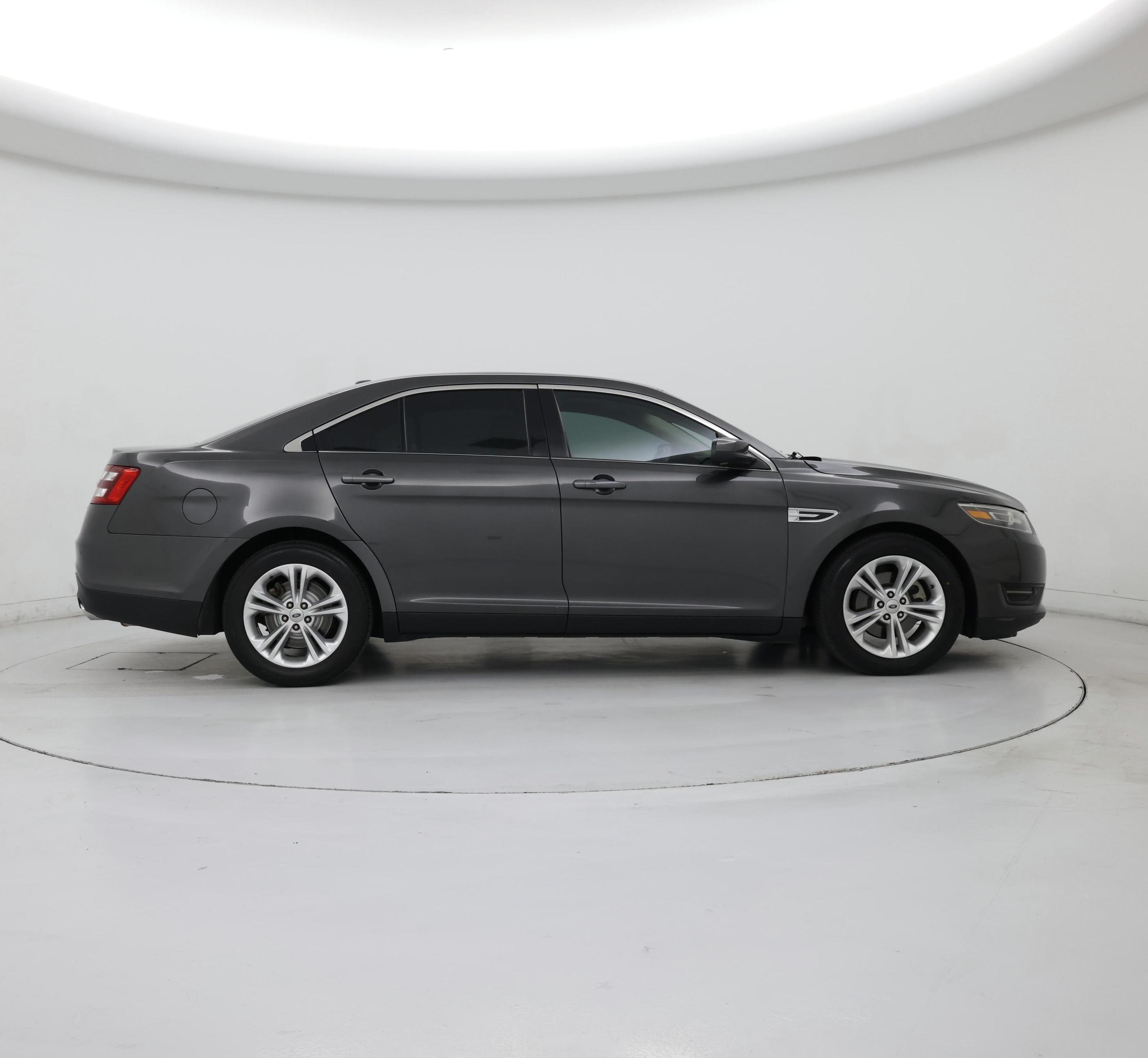 Thumbnail: 2016 Ford Taurus - 7