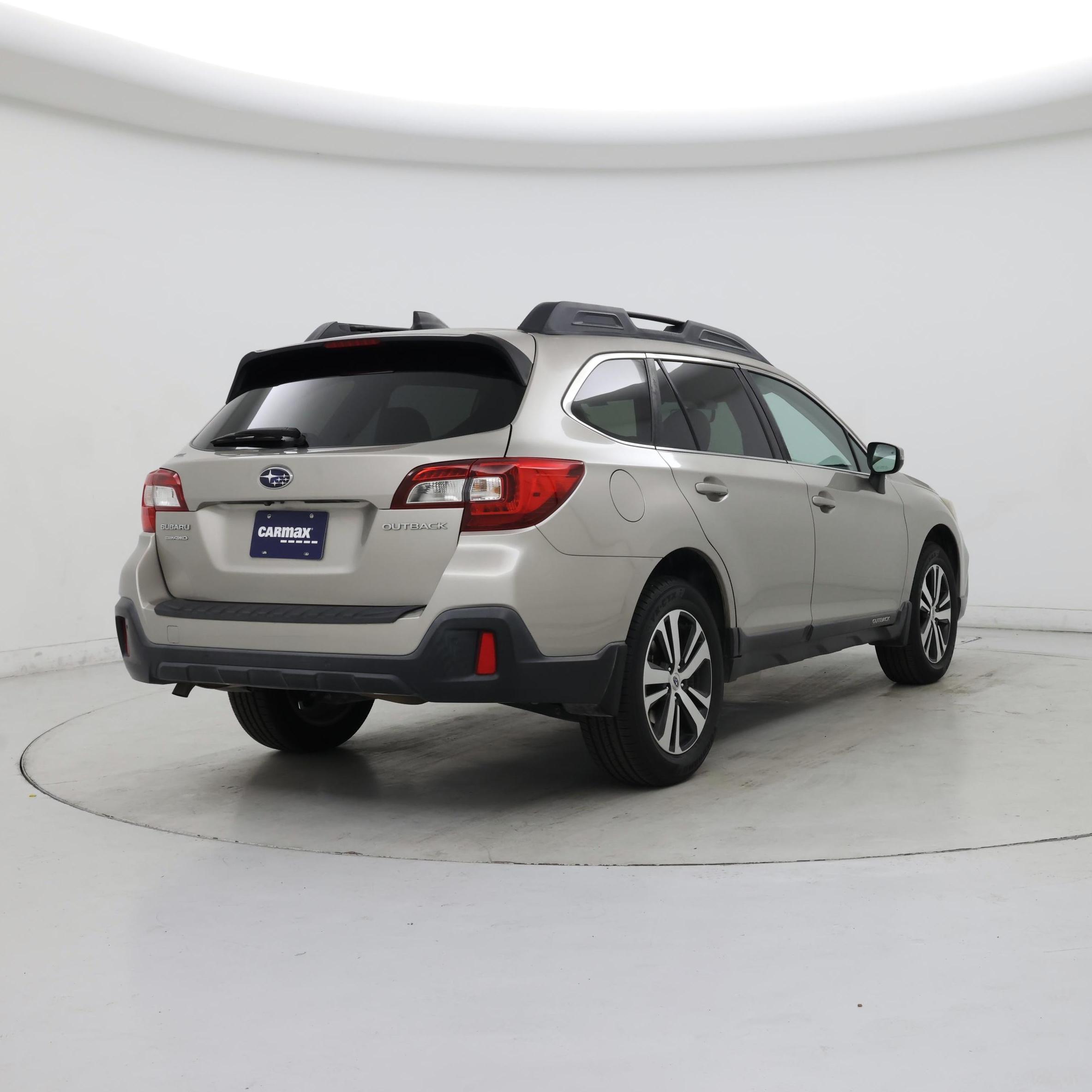 Thumbnail: 2018 Subaru Outback - 8