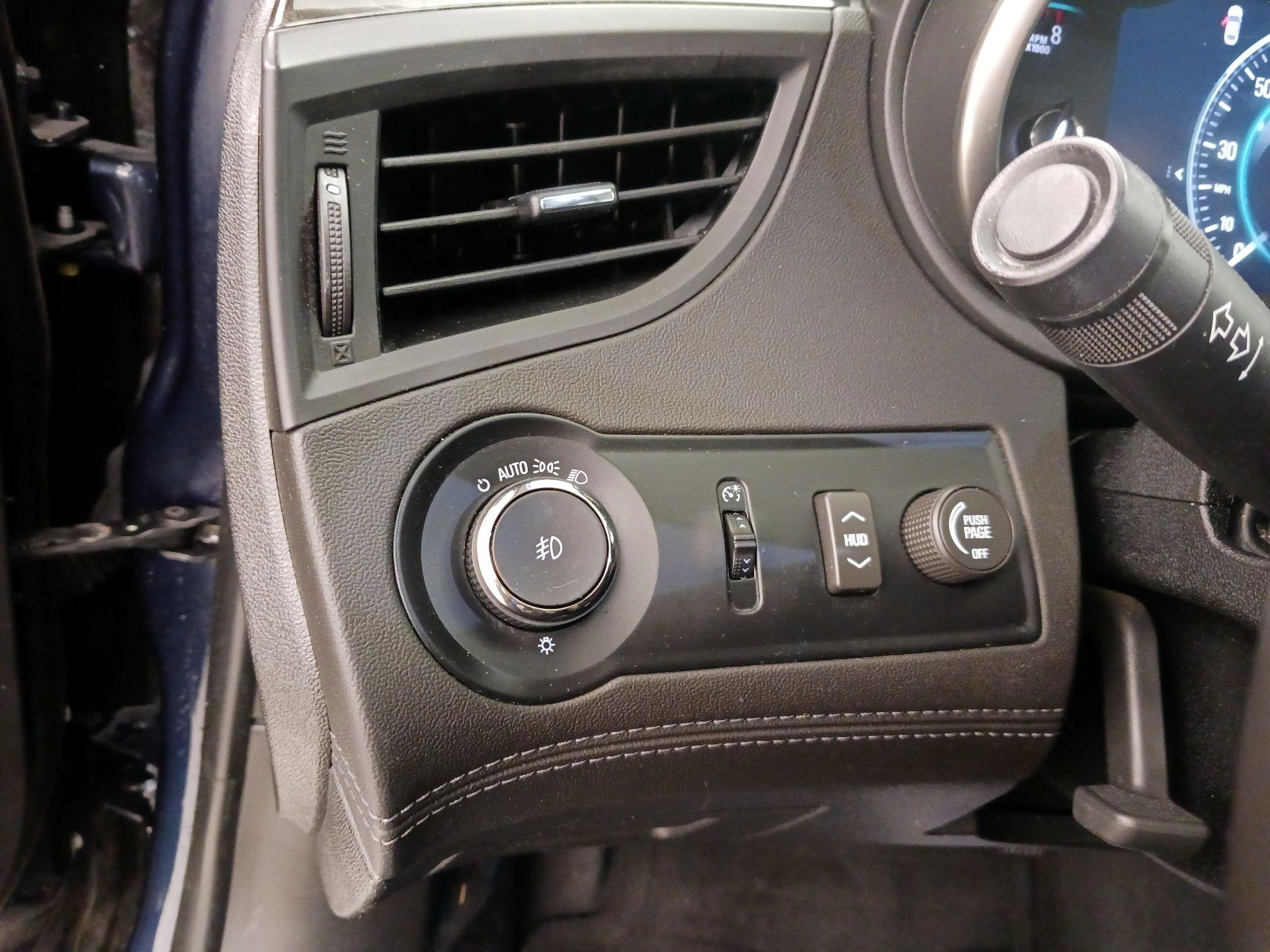 Thumbnail: 2016 Buick LaCrosse - 13