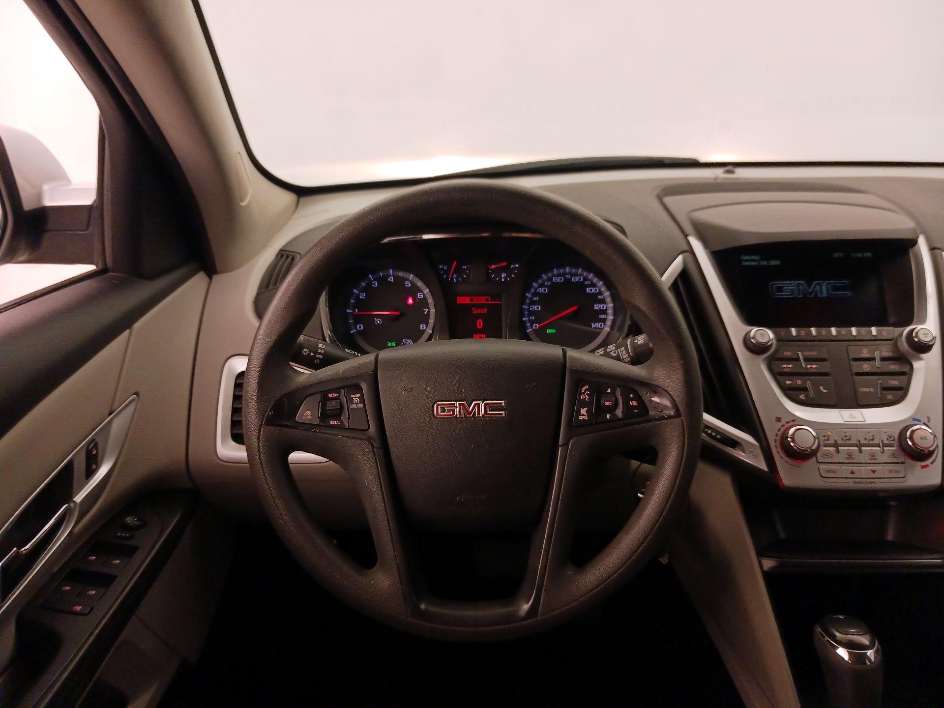 Thumbnail: 2016 GMC Terrain - 10