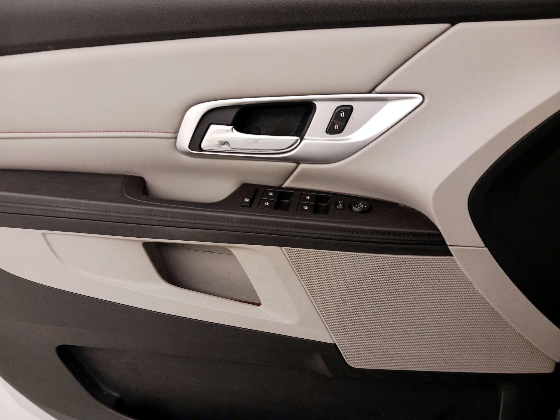 Thumbnail: 2016 GMC Terrain - 12