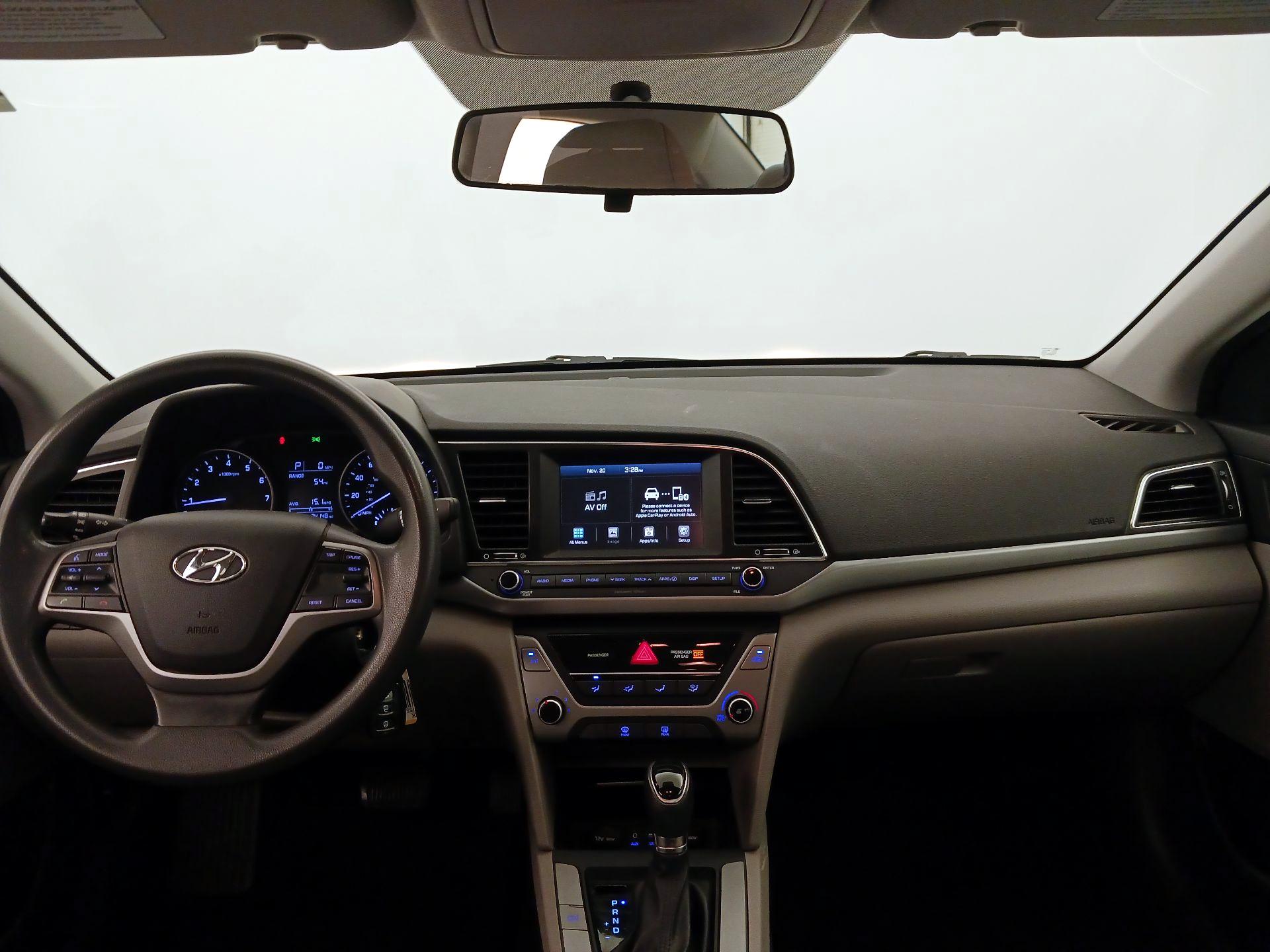 Thumbnail: 2017 Hyundai Elantra - 9