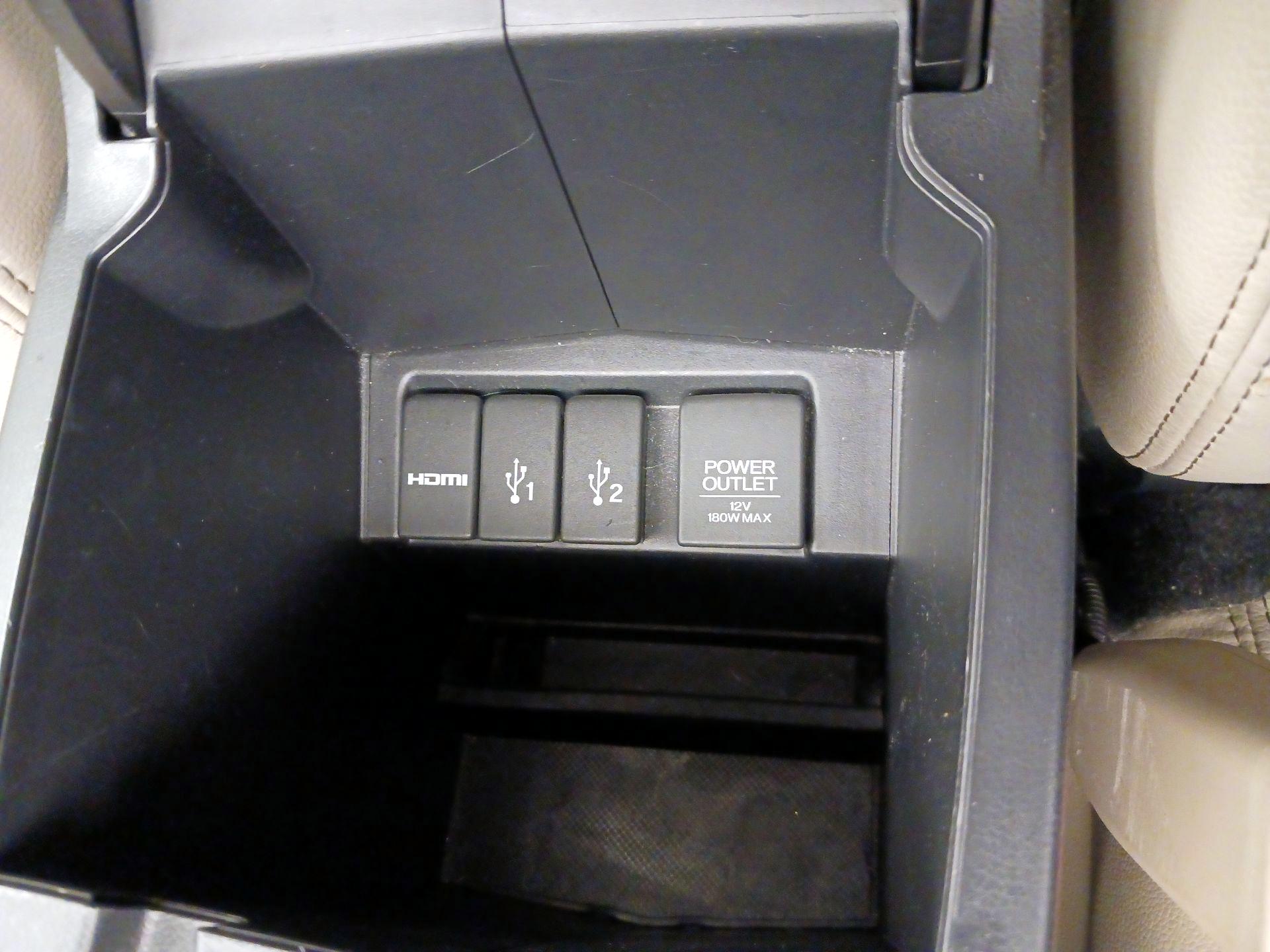 Thumbnail: 2016 Honda CR-V - 18