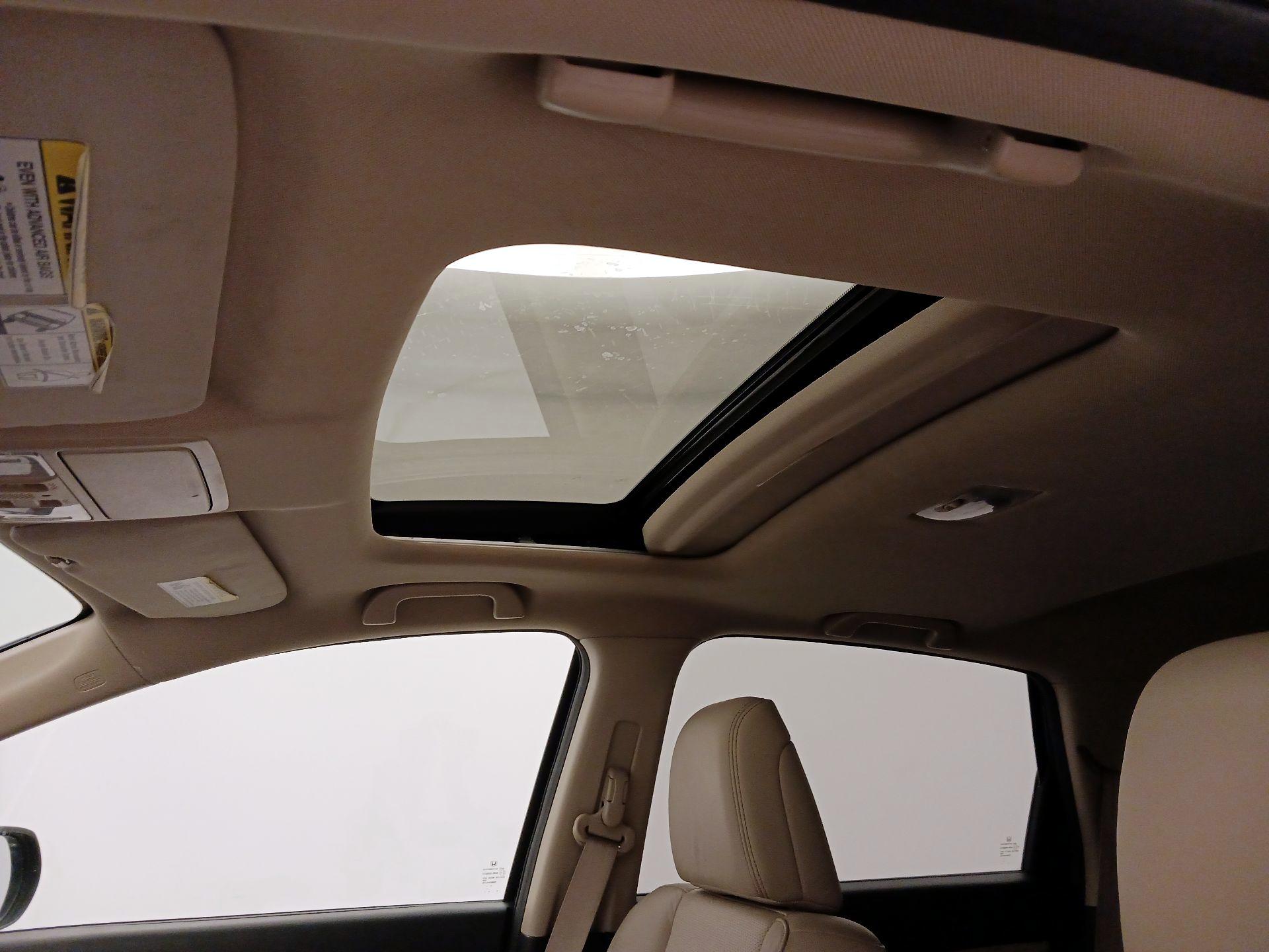 Thumbnail: 2016 Honda CR-V - 19